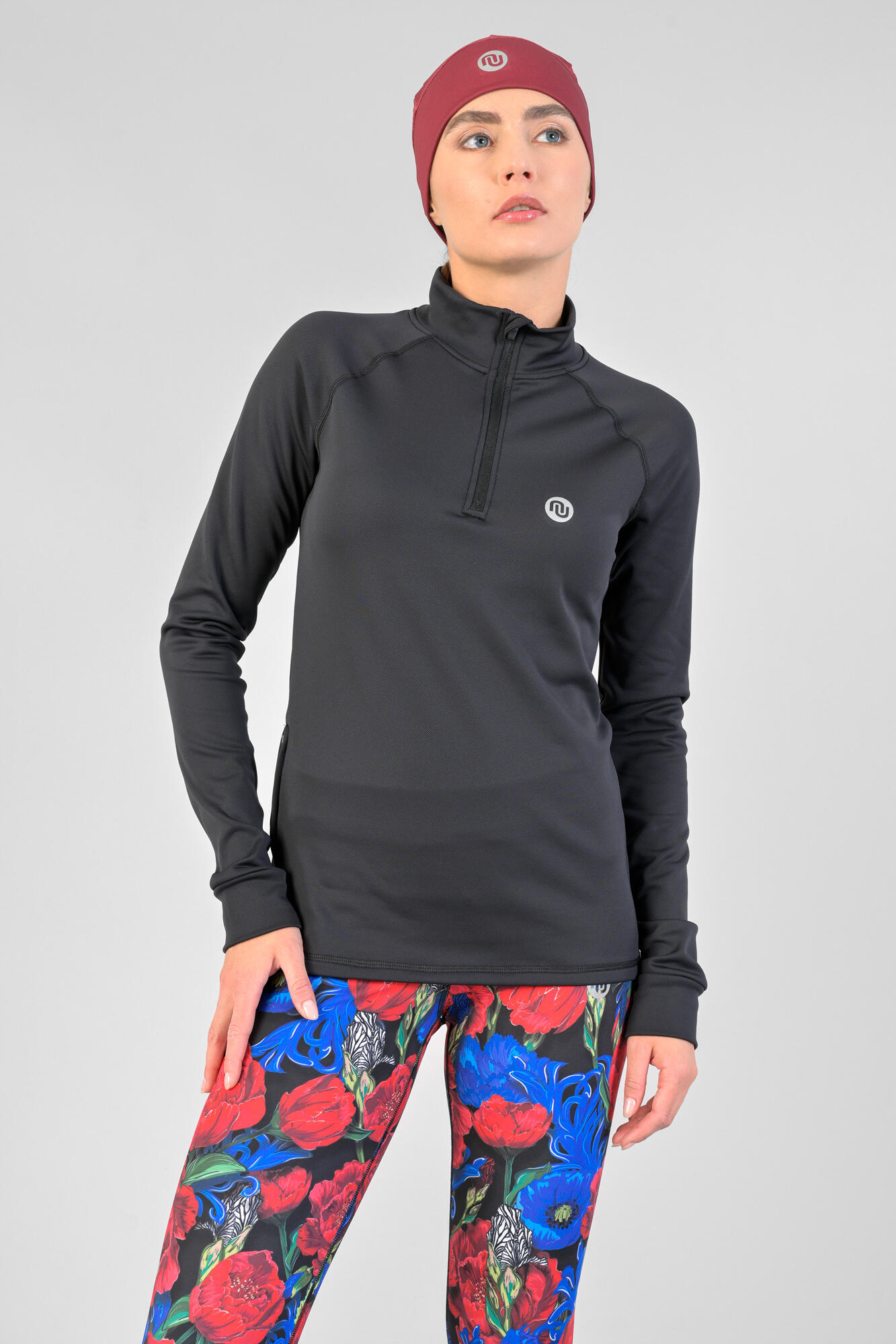 NESSI SPORTSWEAR picture