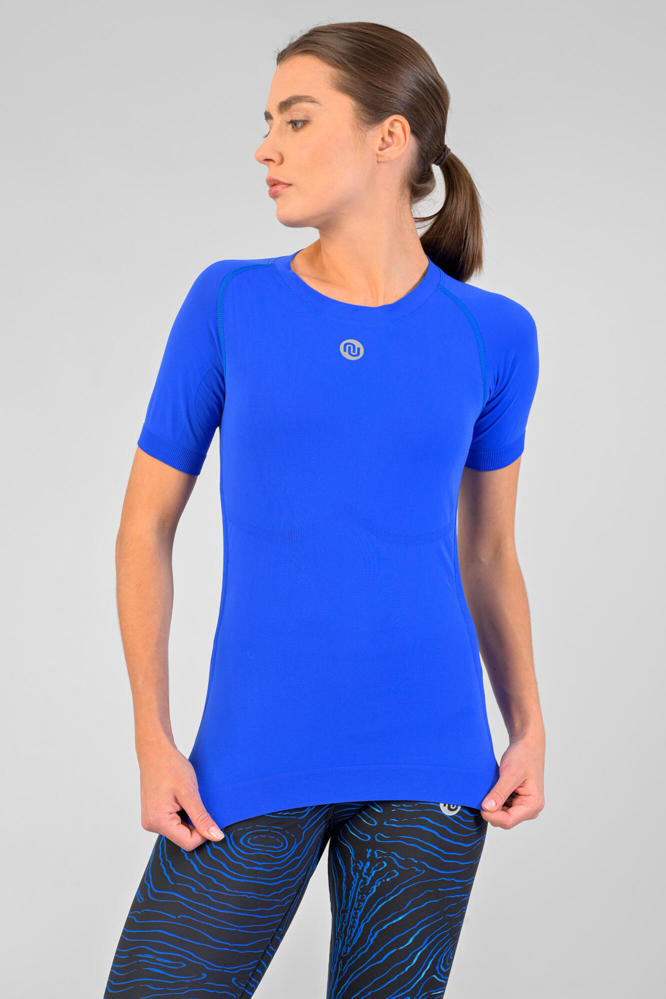NESSI SPORTSWEAR picture
