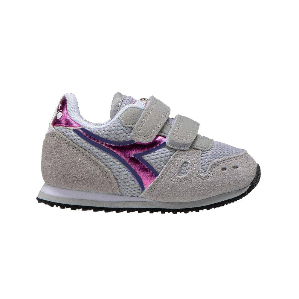 DIADORA picture