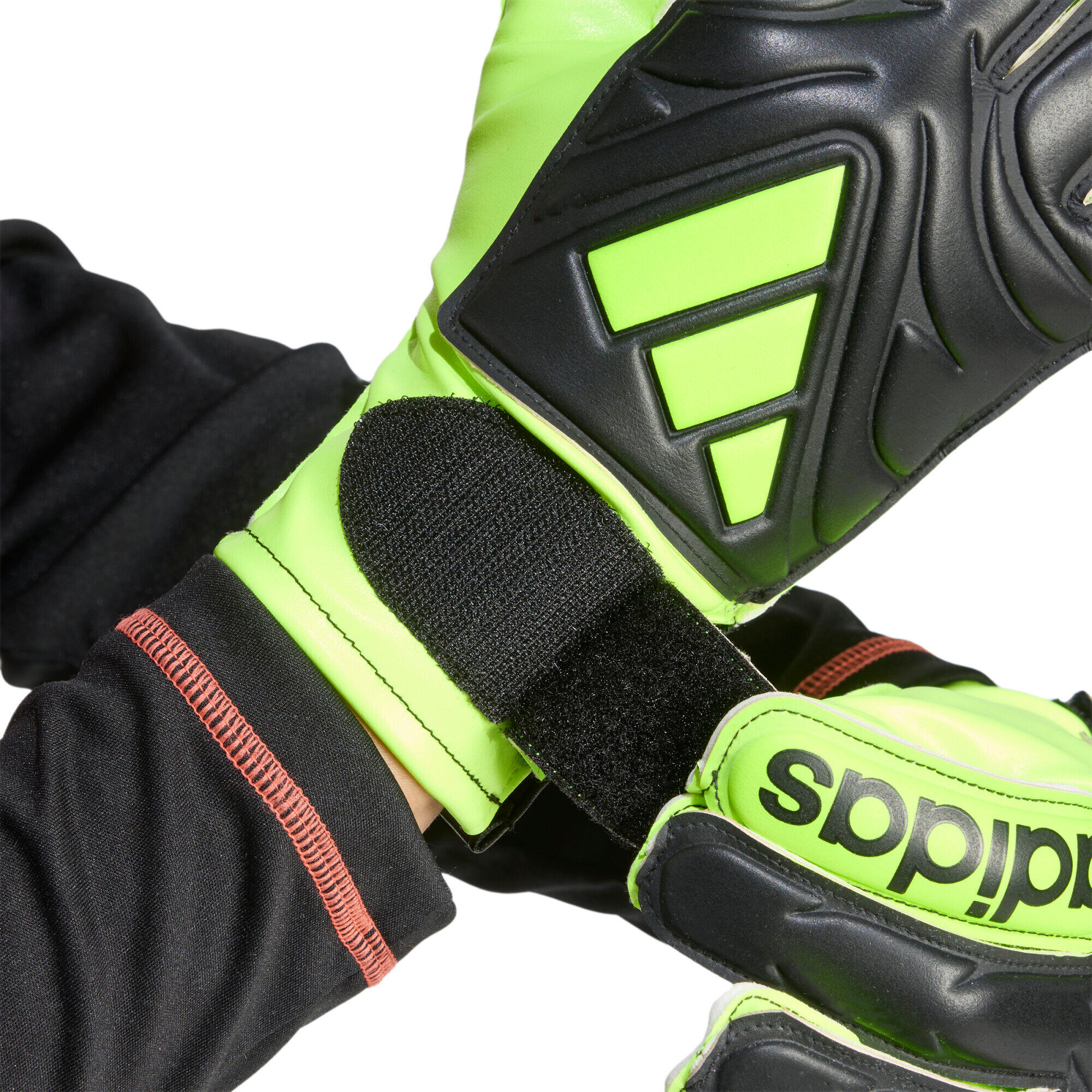 Handschoenen Adidas model JN5341 voor jongens 5/7