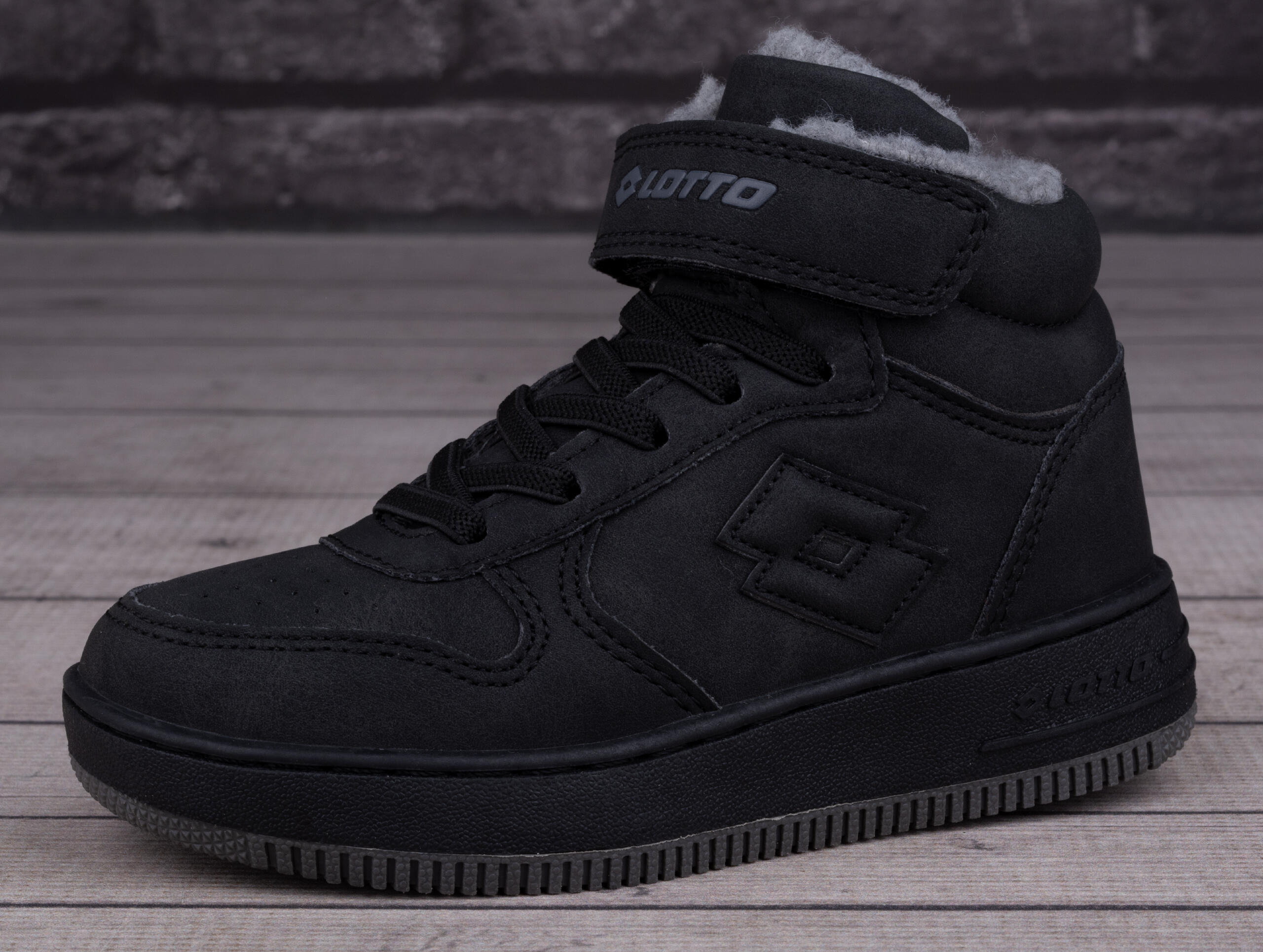 Buty dziecięce zimowe ocieplane Lotto PALIOT FUR K 3/7