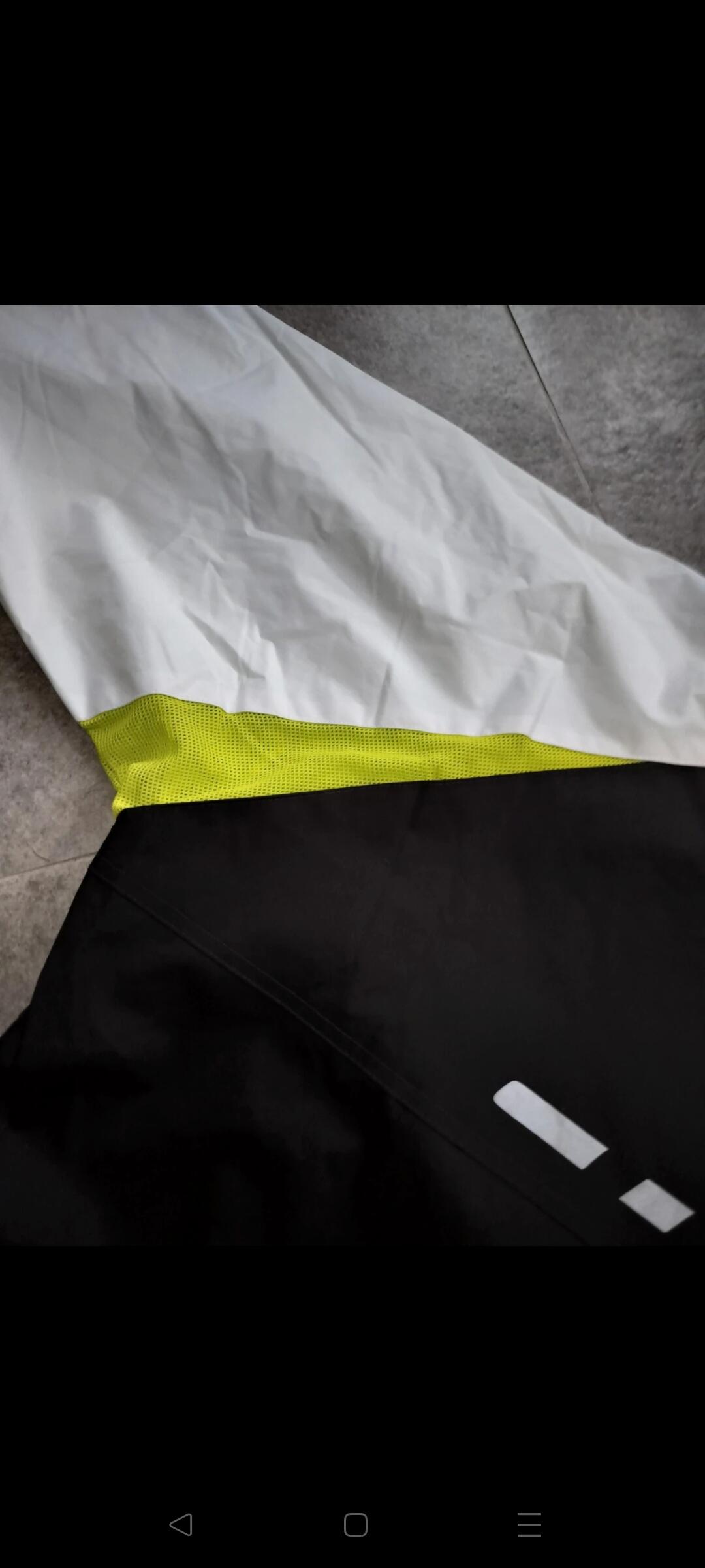 Tussen Particulieren - Btwin regenjas nieuw XL 3/4