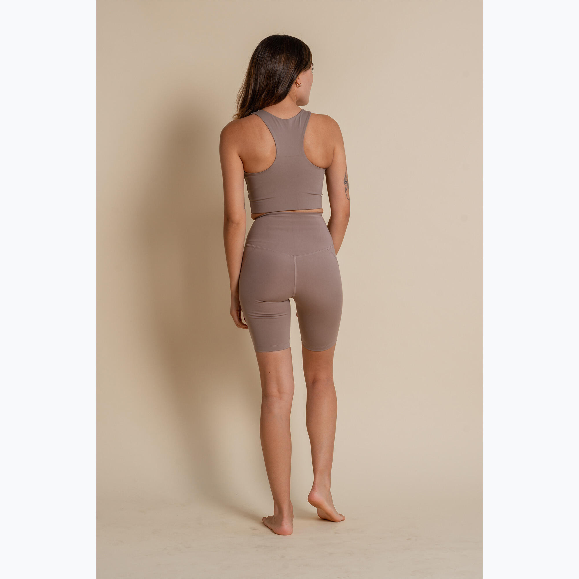 Spodenki Girlfriend Collective Compressive 5/5