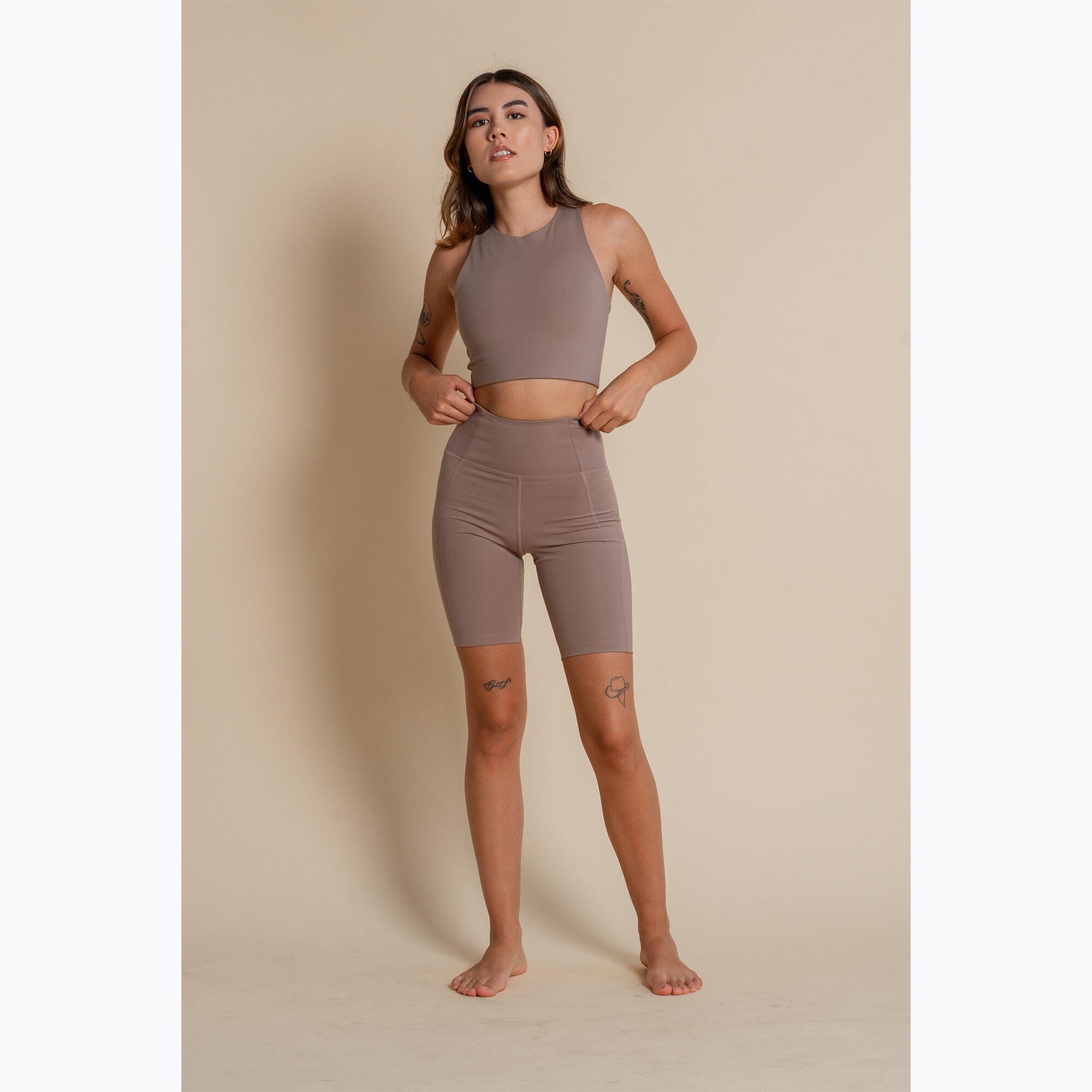 Spodenki Girlfriend Collective Compressive 4/5