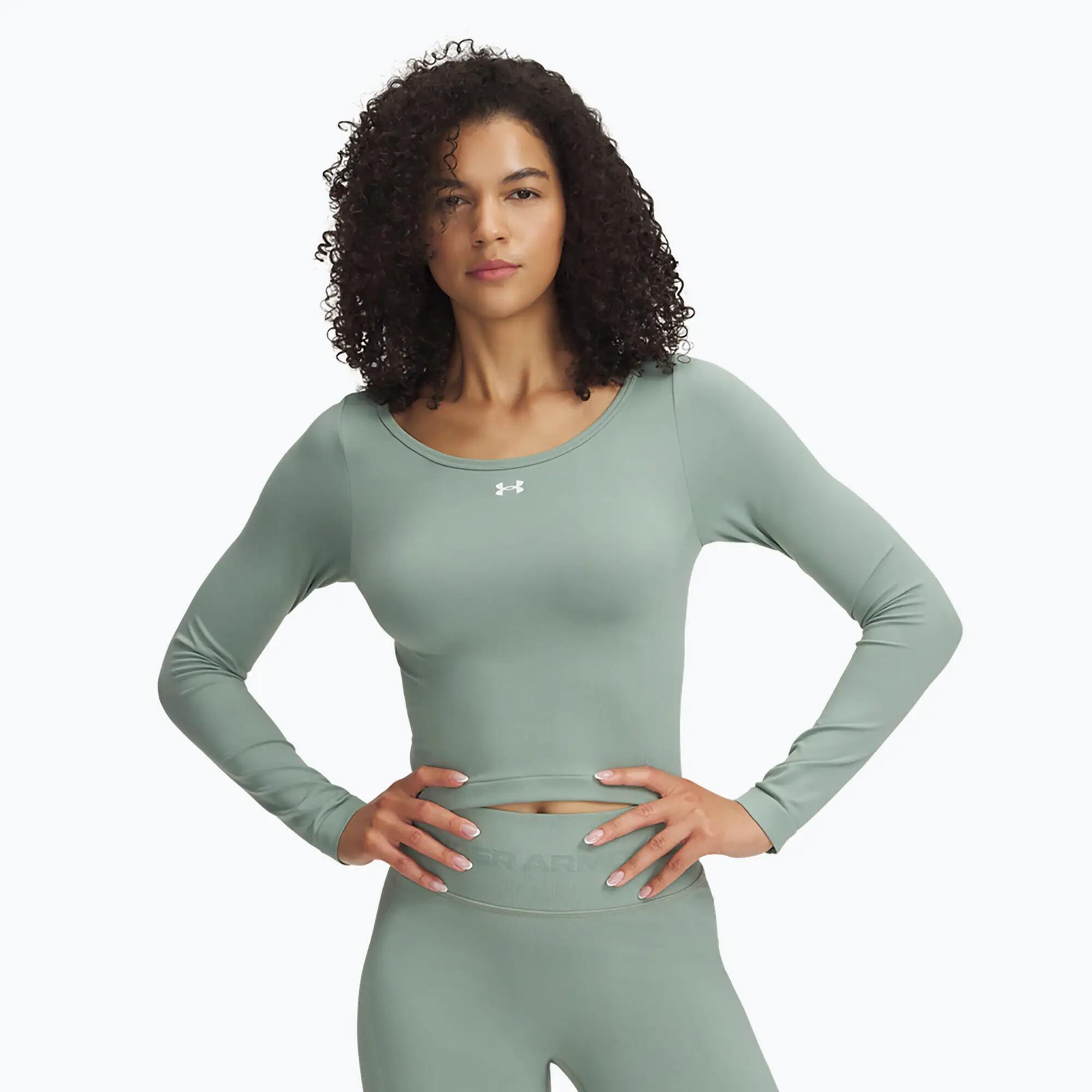 UNDER ARMOUR picture