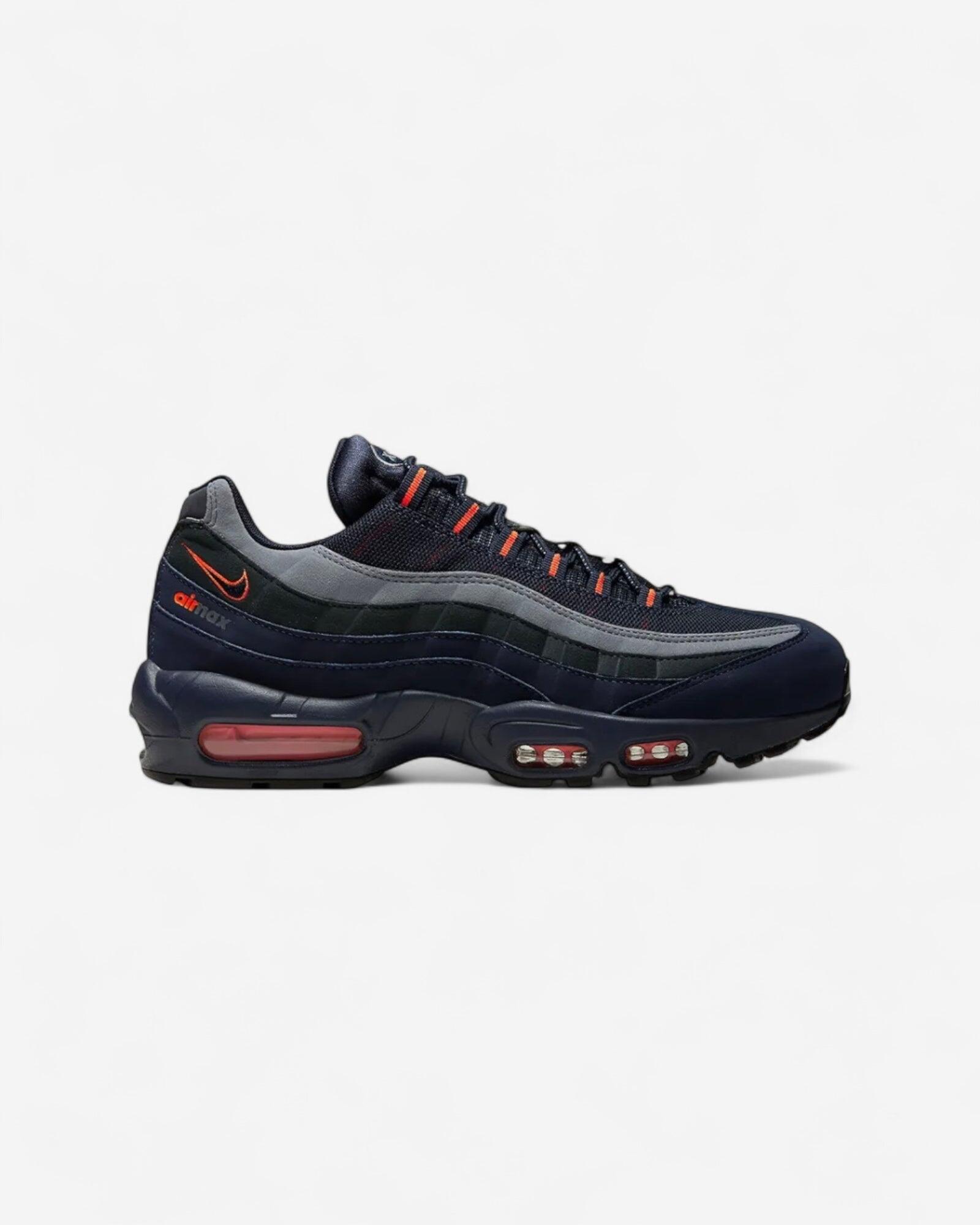 NIKE picture