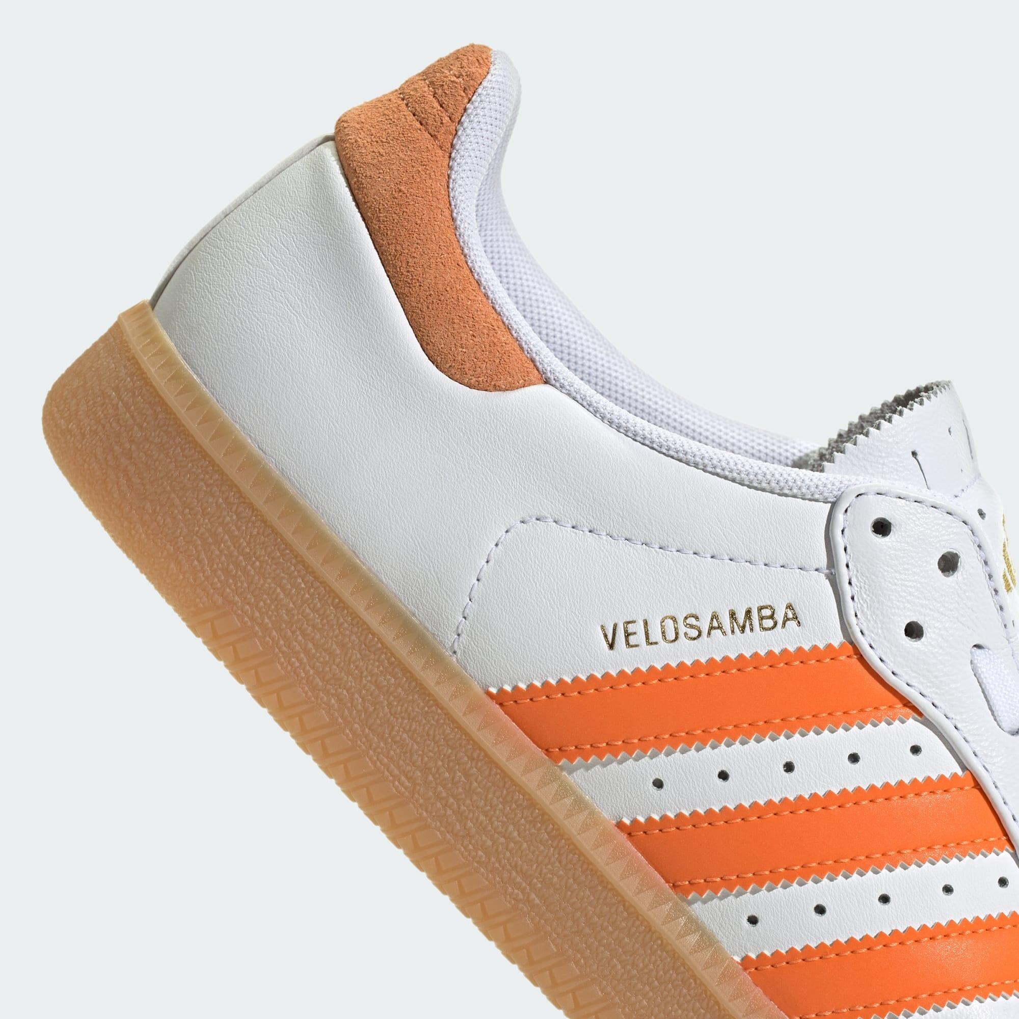 Sapatilhas em Pele Velosamba 6/7