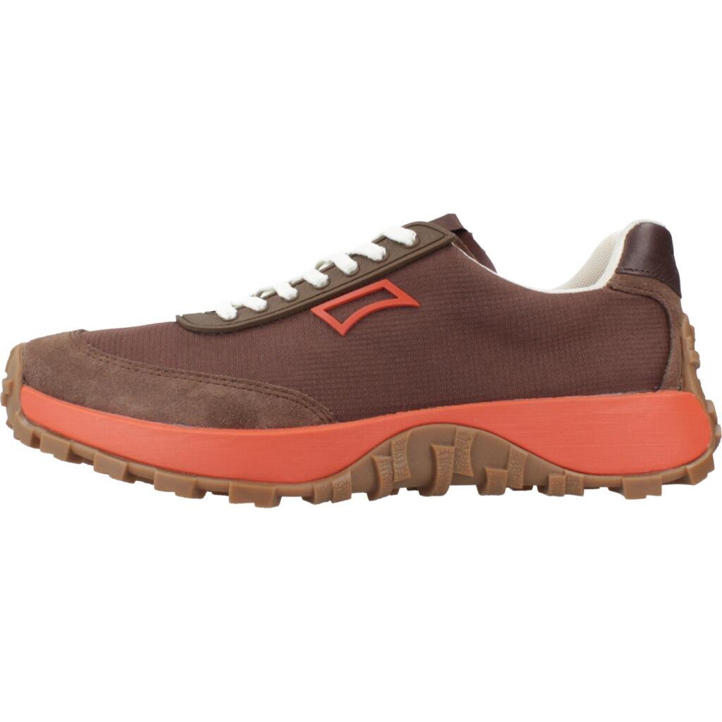 Ténis Camper Modelo Drift Trail Cor Castanho 2/5