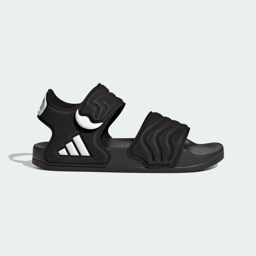 BLACK / WHITE