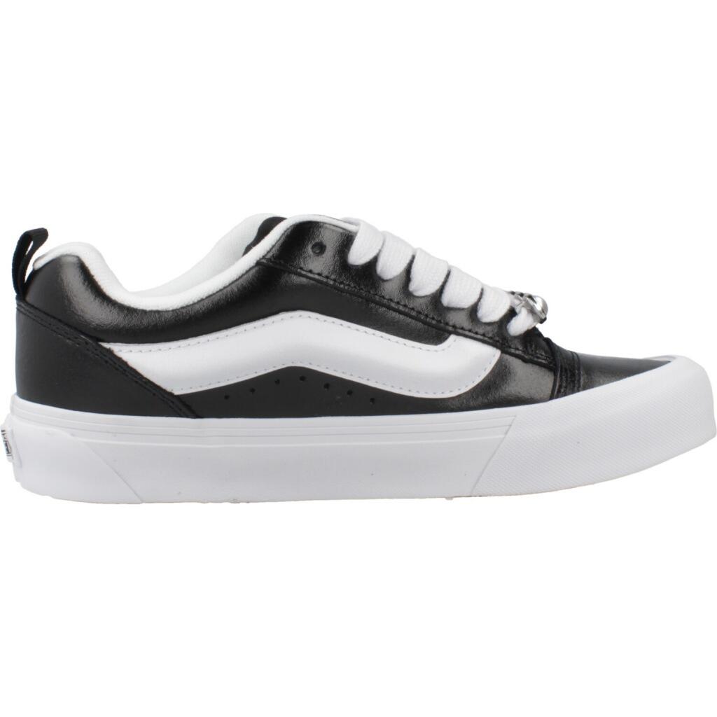 Baskets Vans Modèle Knu Skool Couleur Noir 4/5