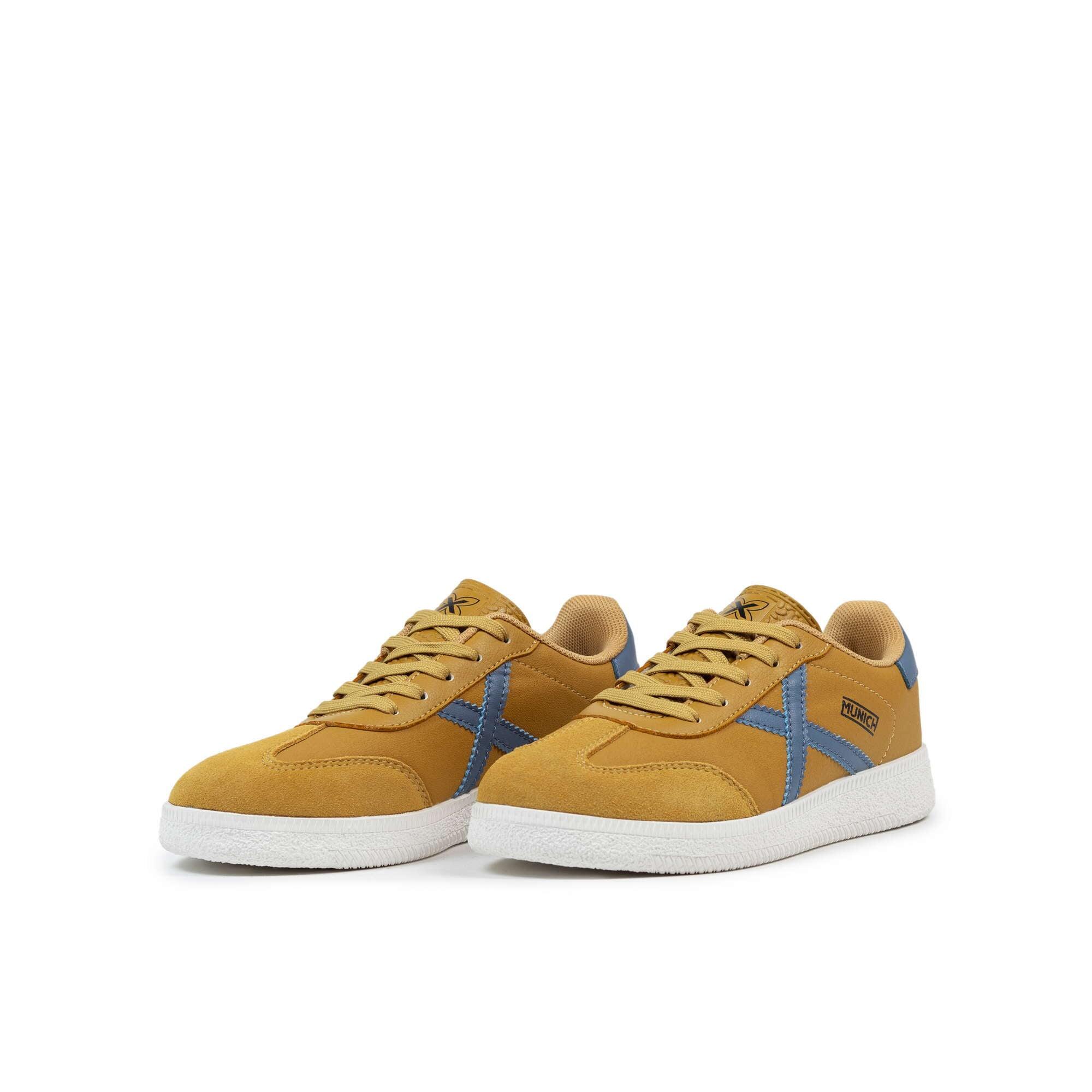 Schoen Munich model 8034011 voor unisex jongens 4/5