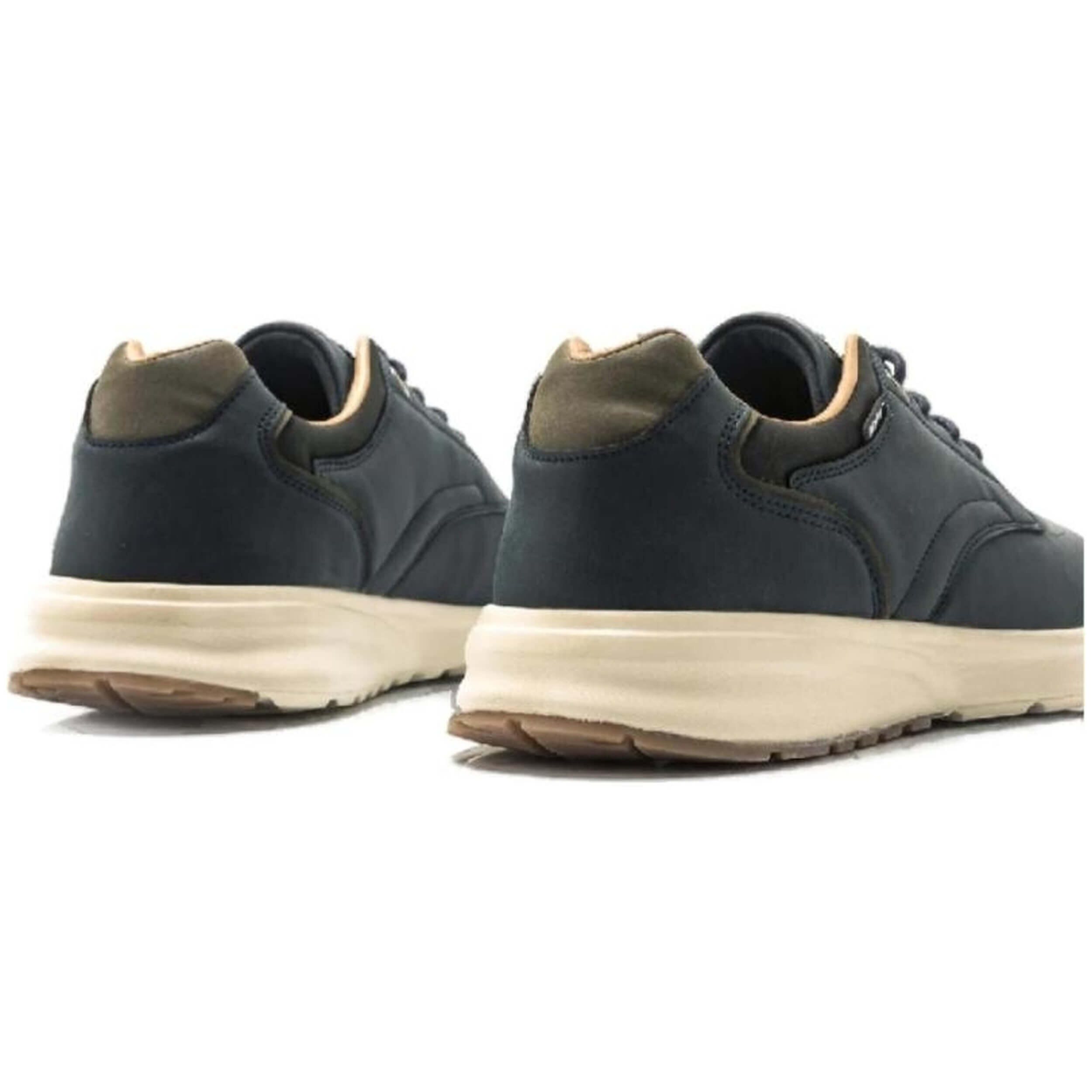 Scarpe Mustang modello 84440 C53655 per uomini 4/5