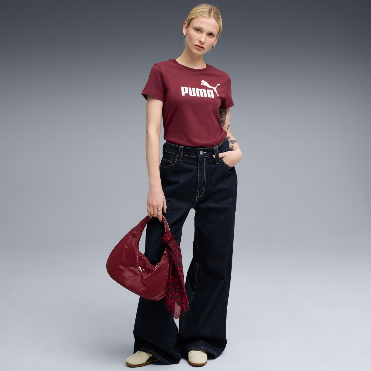 T-shirt fitness mulher manga curta gola redonda Ess No. 1 Logo PUMA 7/7