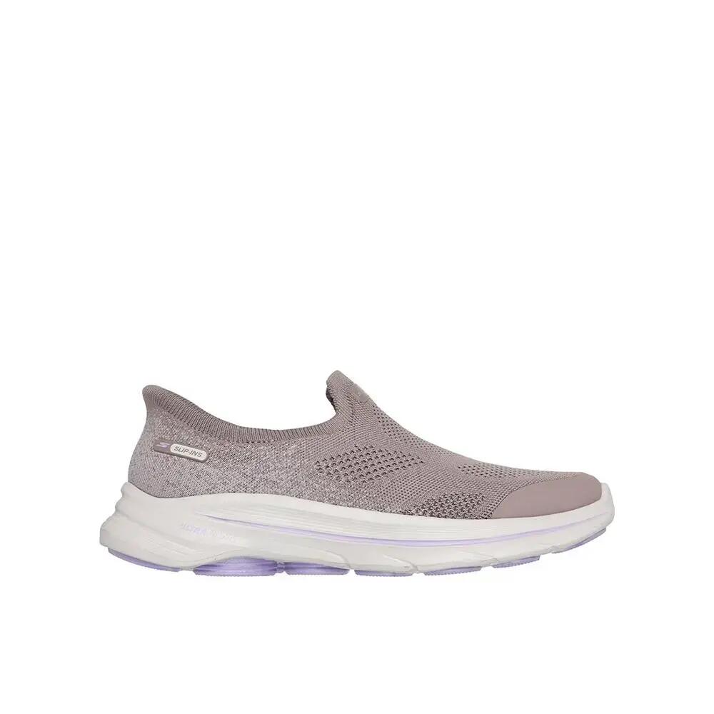 SKECHERS picture