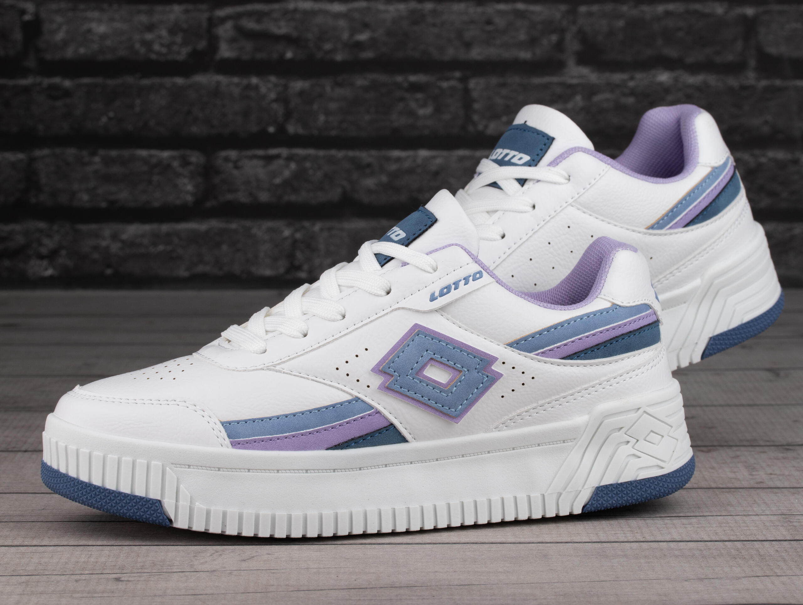 Buty damskie sportowe Lotto PINADEE 3/6