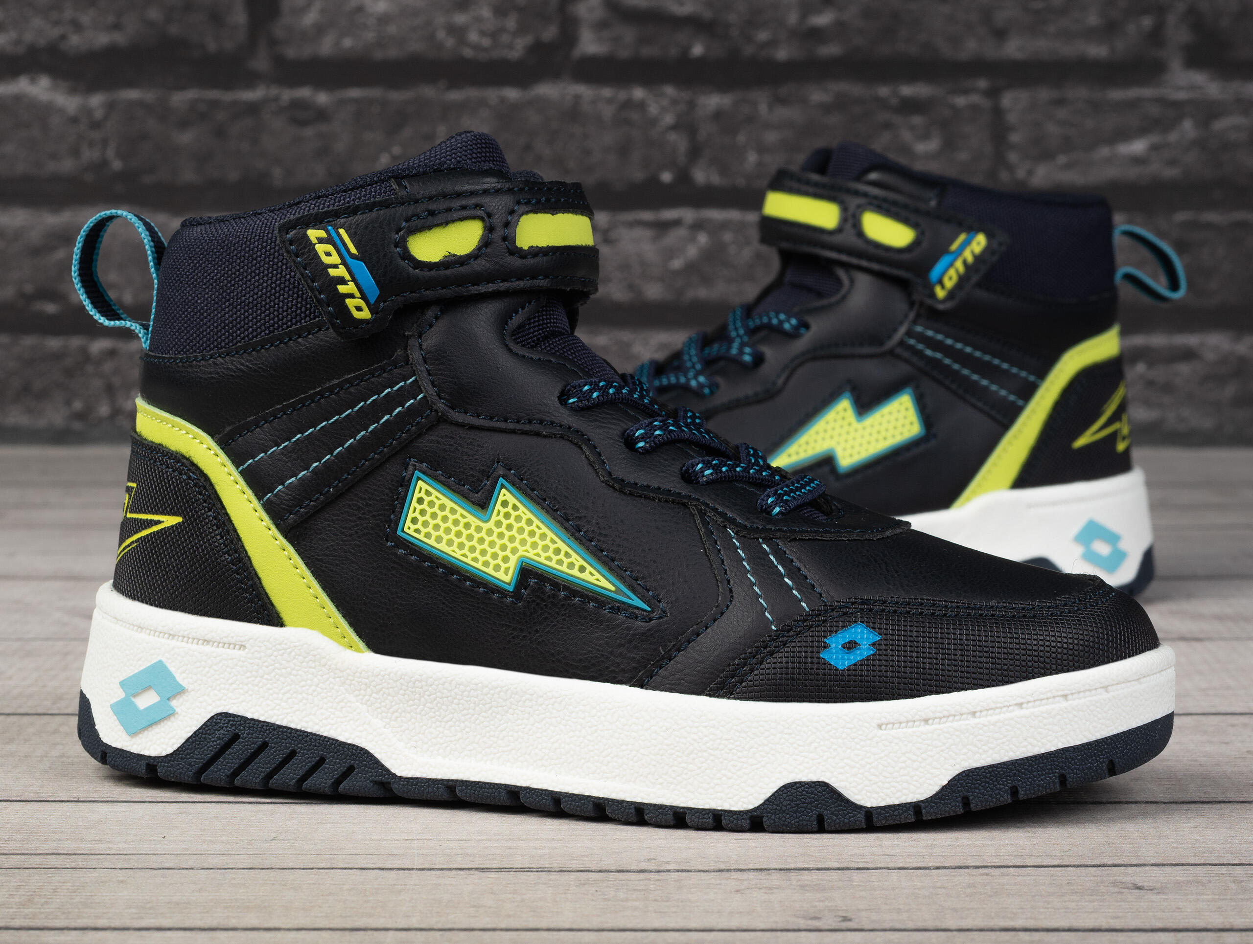 Buty sportowe dziecięce Lotto MELCO