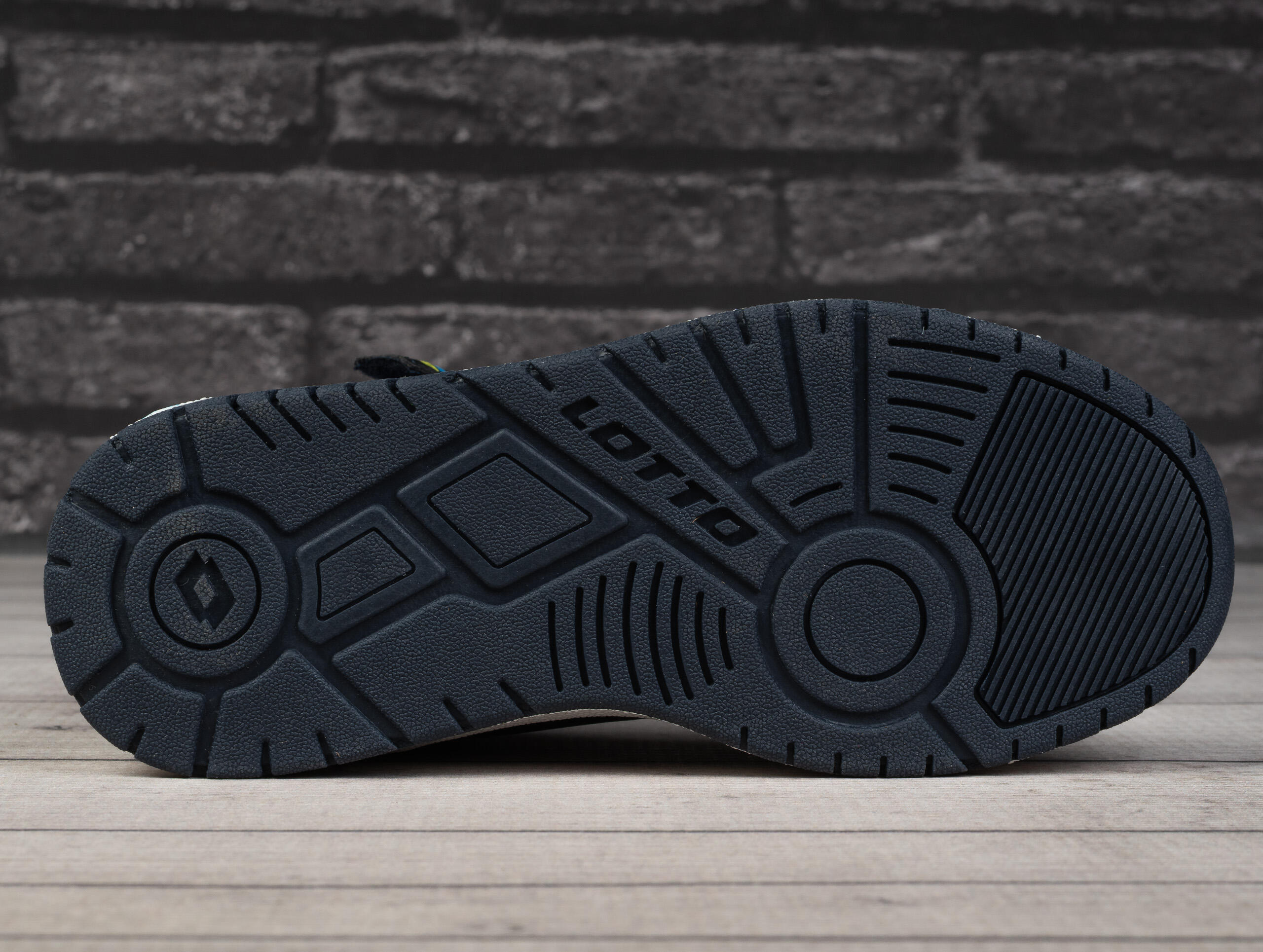 Buty sportowe dziecięce Lotto MELCO 5/6