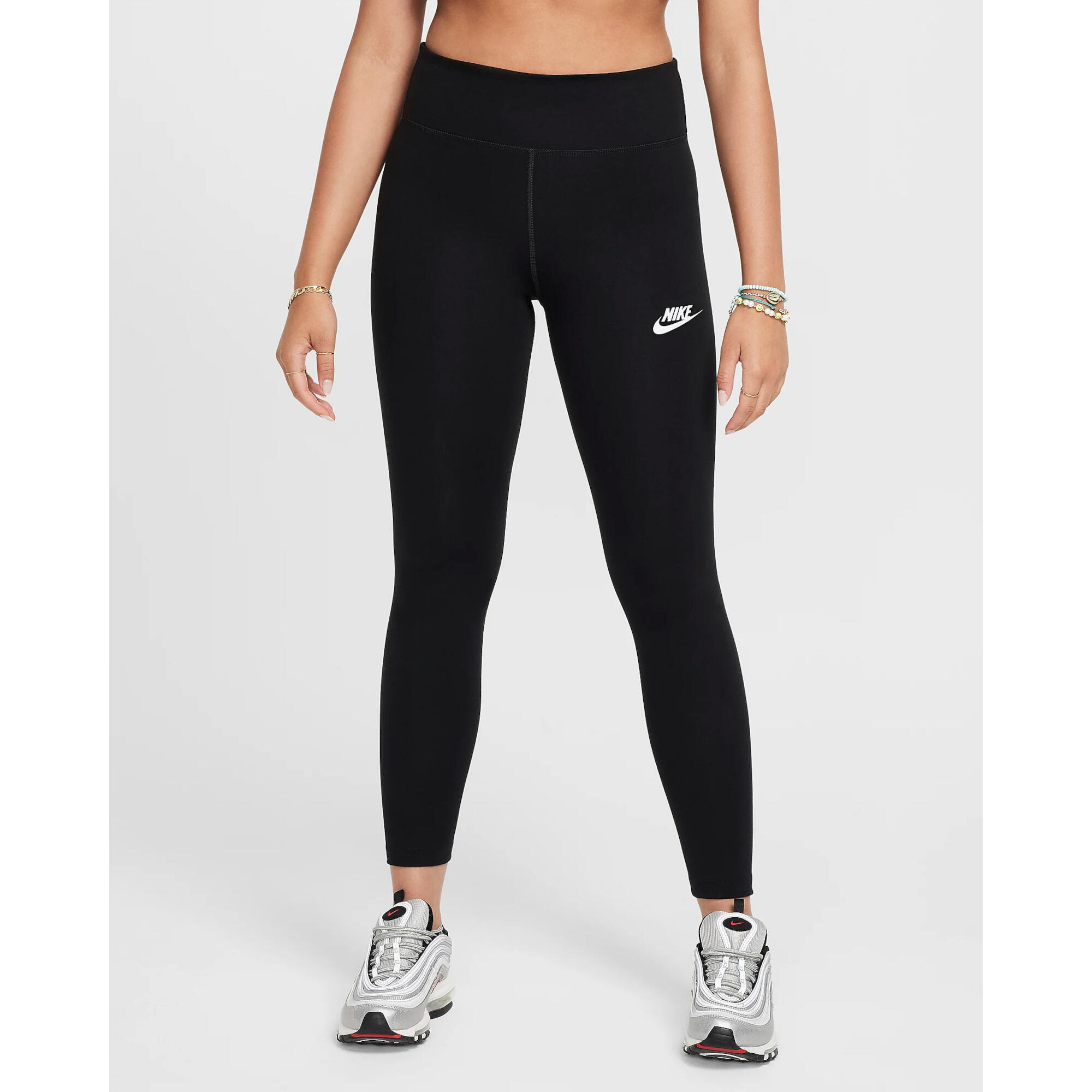 NIKE picture