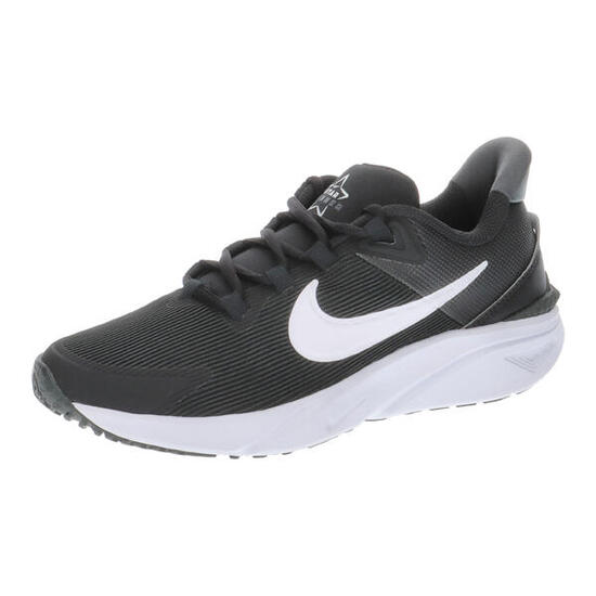 Baskets Nike Modèle Star Runner 4 Couleur Noir