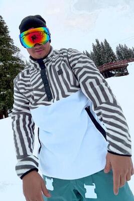 Pile Fall Line Baby Blue