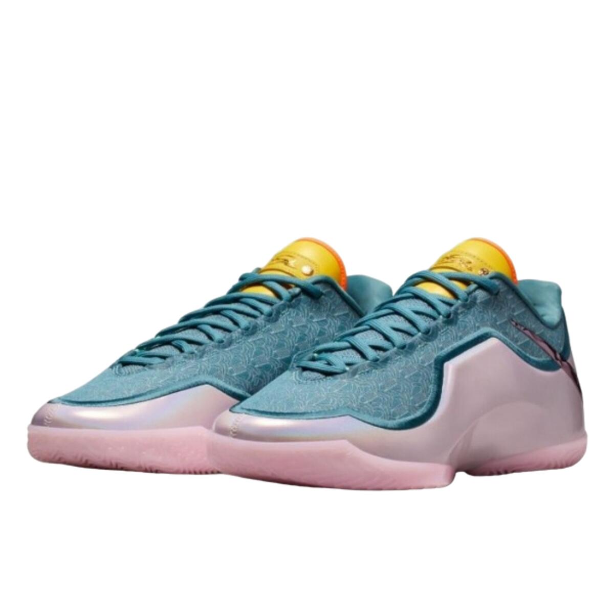 Chaussures  LeBron 23 Miami Twice (Translucent Outsole) 2/4