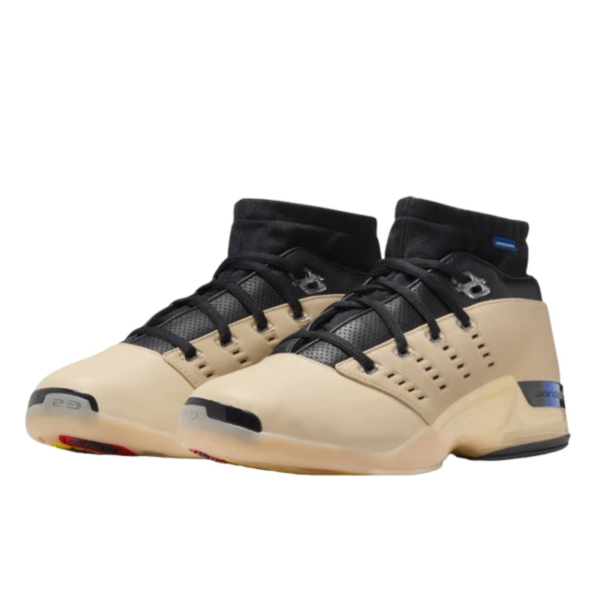 Scarpe  17 Retro Low SP Infinite Archives 2/4