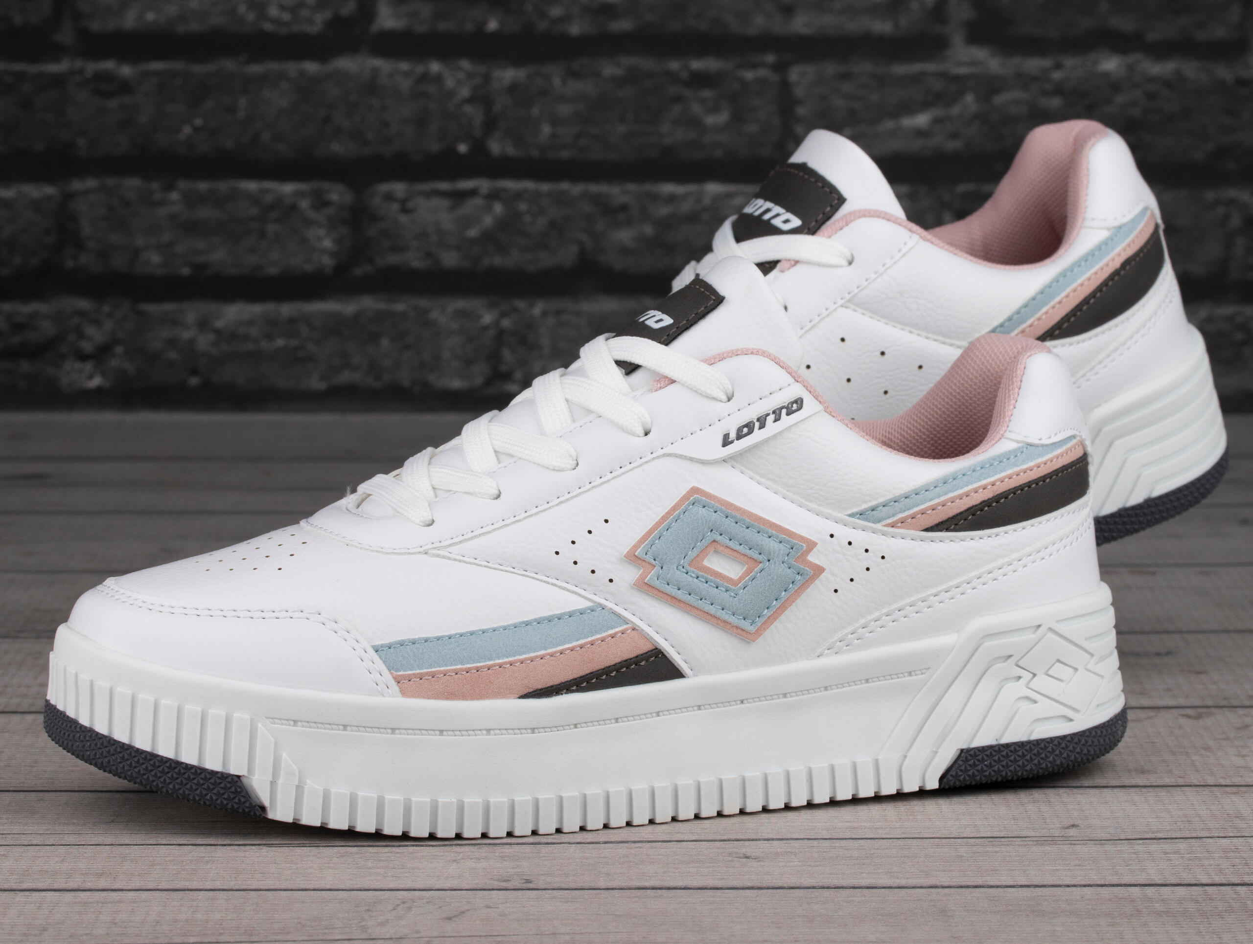Buty damskie sportowe Lotto PINADEE 3/6
