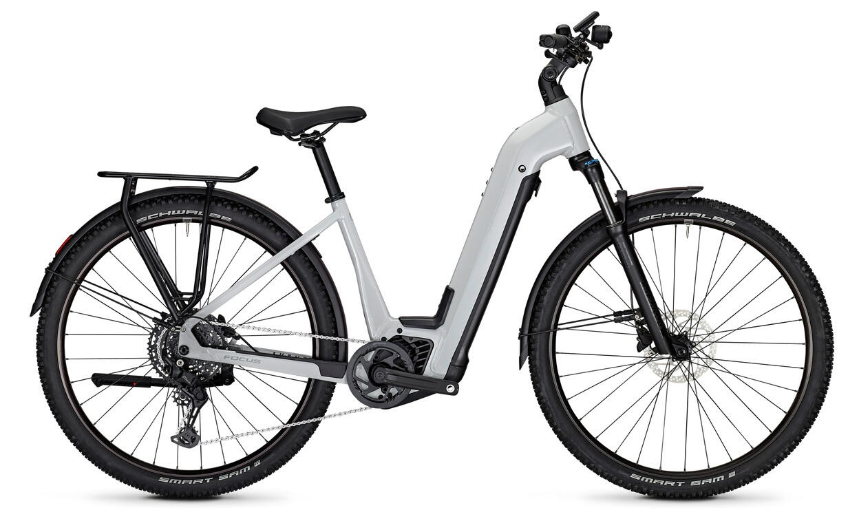 Focus AVENTURA² 6.7 Lightgrey glossy 29" 625 Wh Wave E-Tourenbike in Grau 1/3