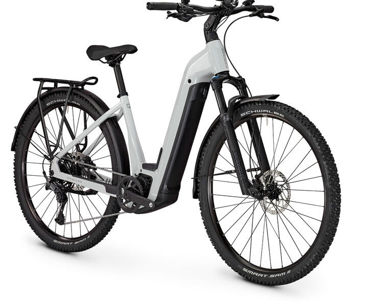 Focus AVENTURA² 6.7 Lightgrey glossy 29" 625 Wh Wave E-Tourenbike in Grau 3/3