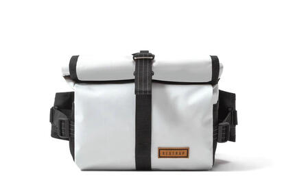 Restrap Utility Hip Pack White Umhängetaschen in Weiß