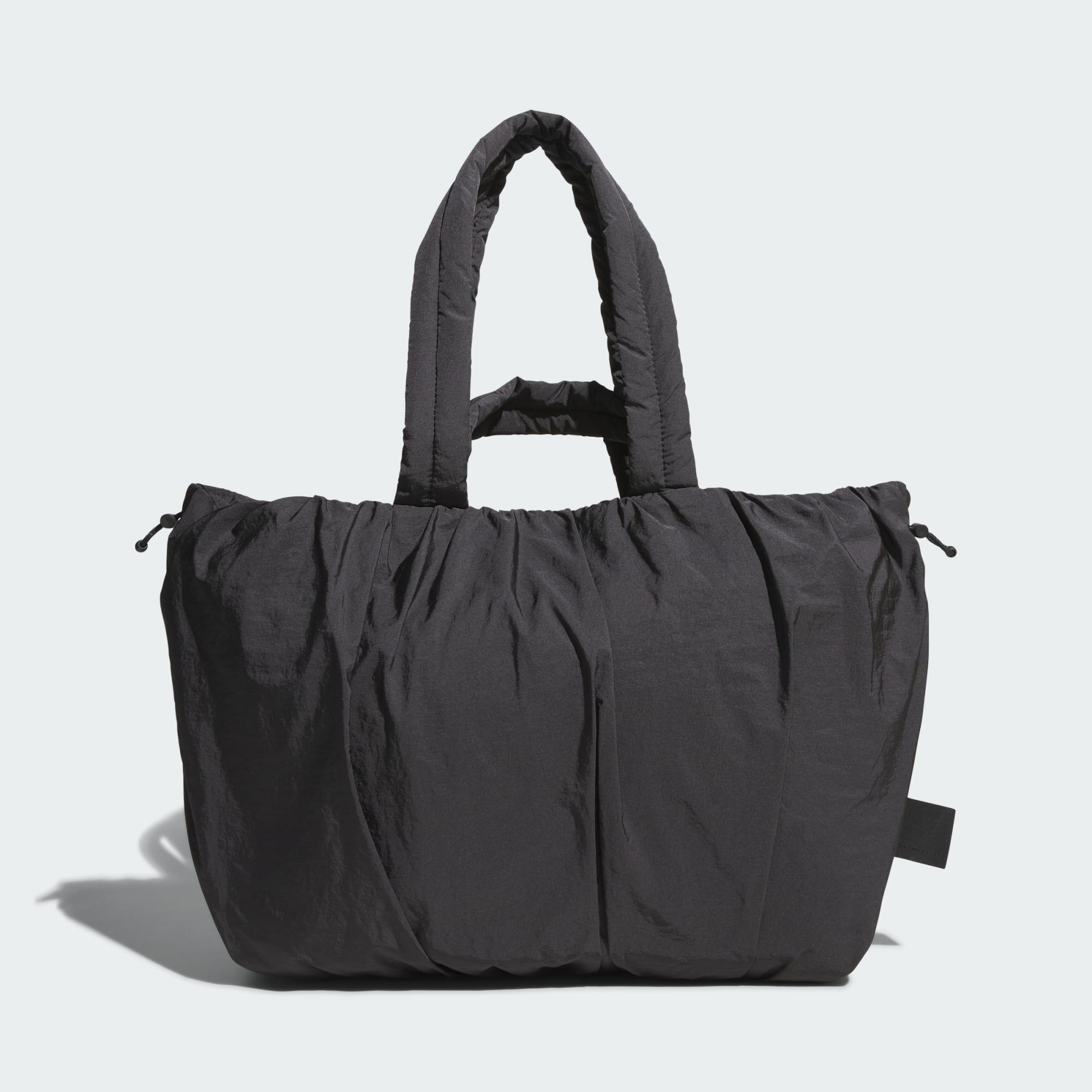 TOTE BAG MUST HAVES 2/7
