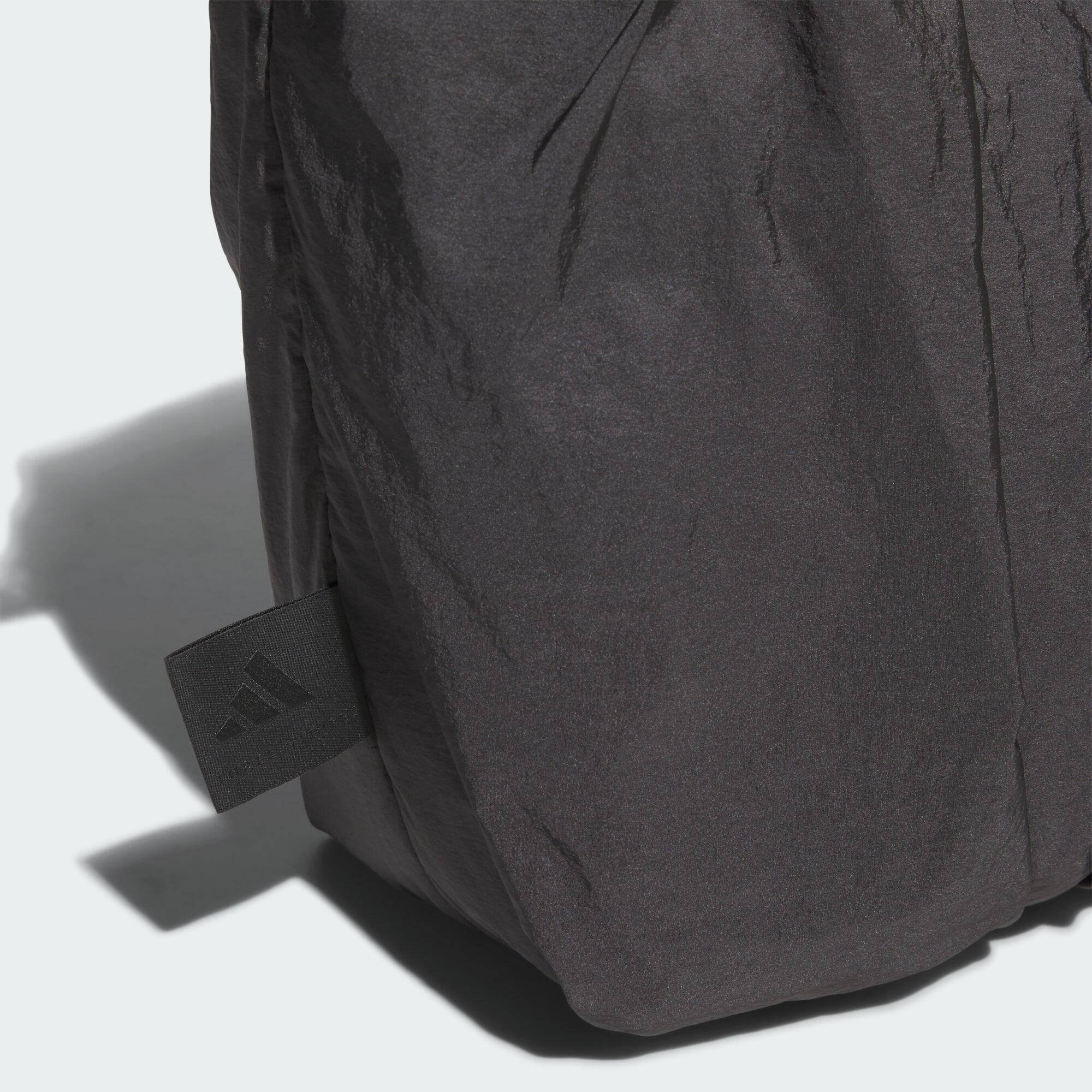 TOTE BAG MUST HAVES 6/7