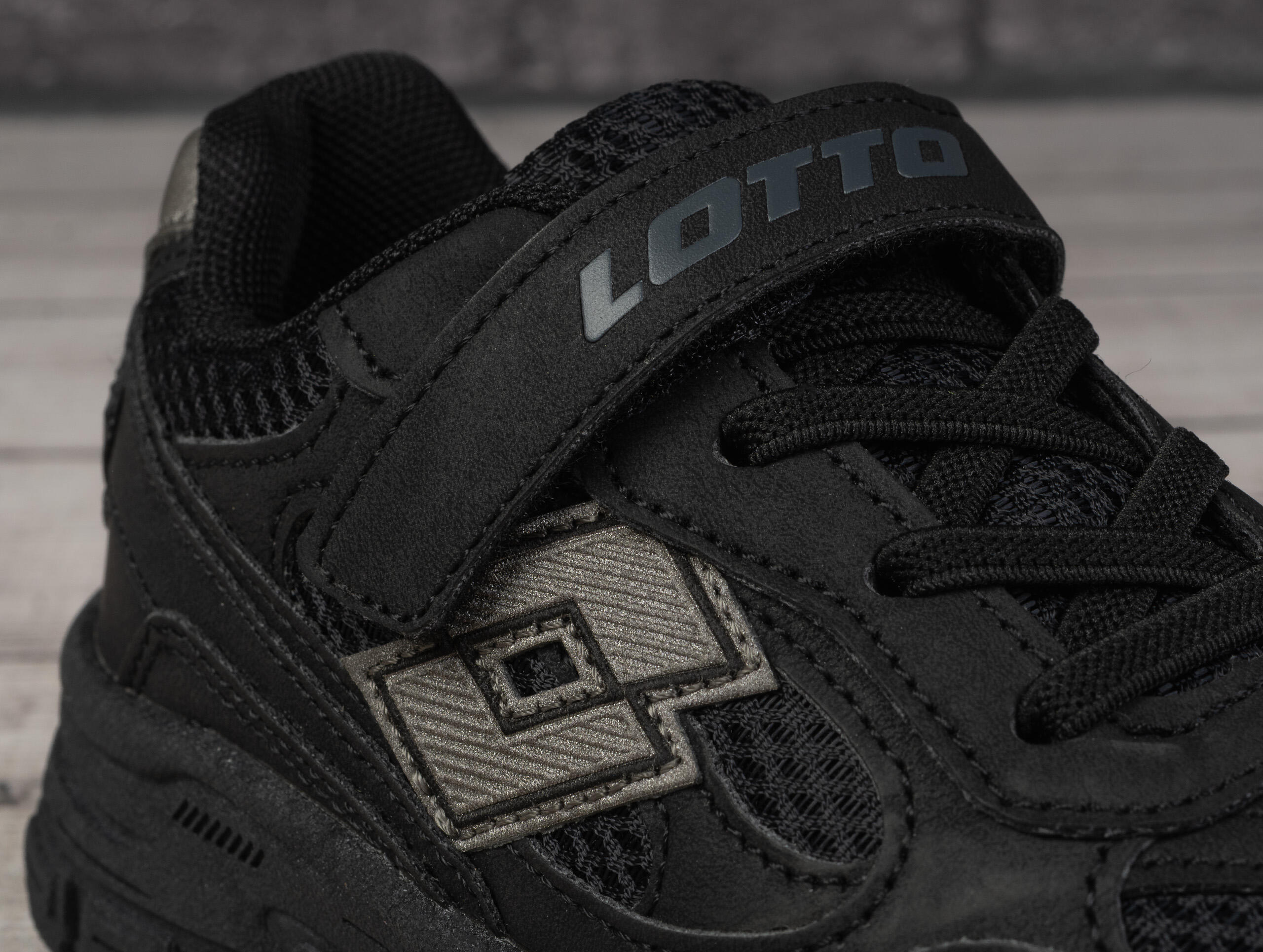 Buty dziecięce sportowe na rzep Lotto FLOWTIV K 5/5