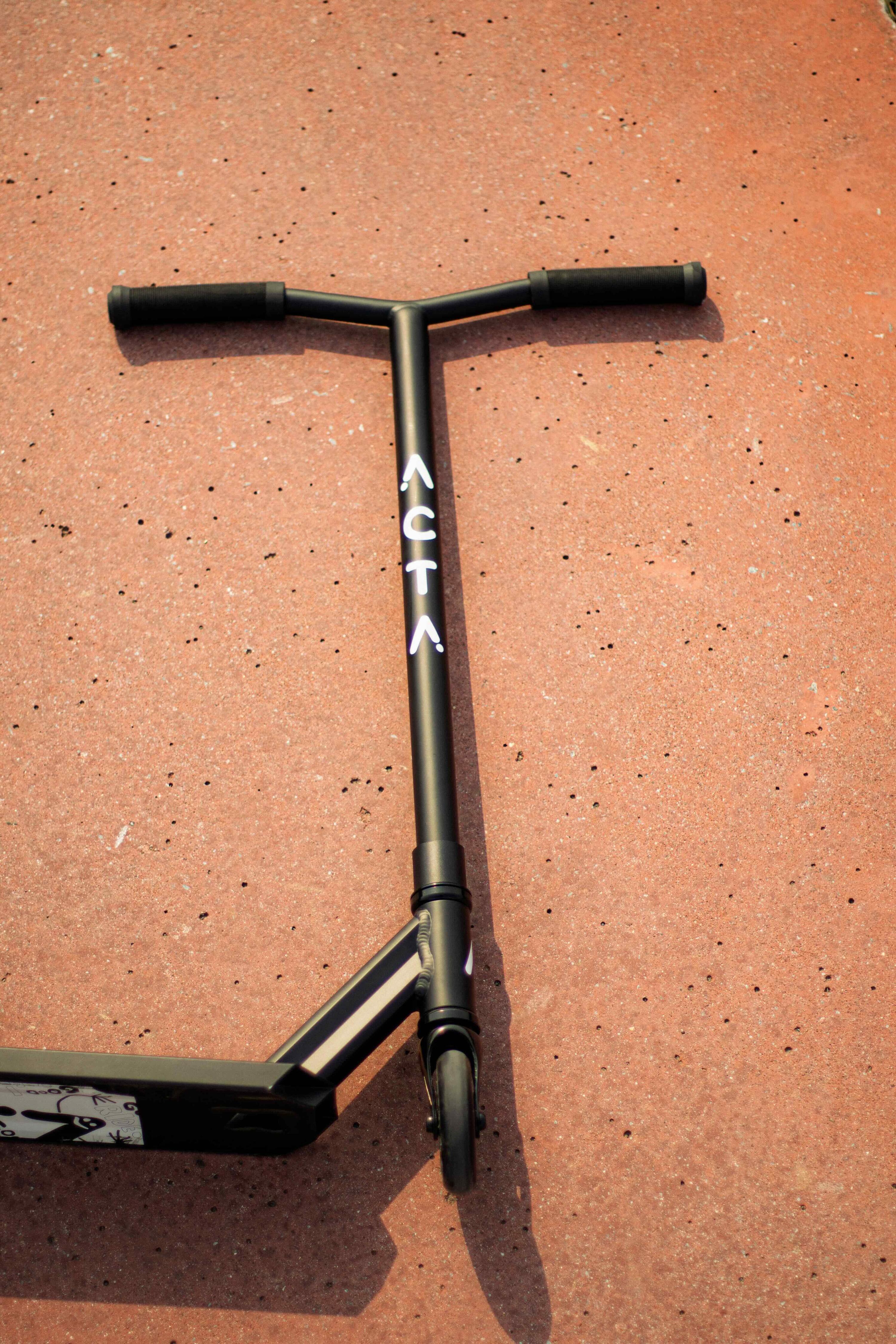 Patinete ACTA Freestyle - Modelo K2 - Preto 3/7
