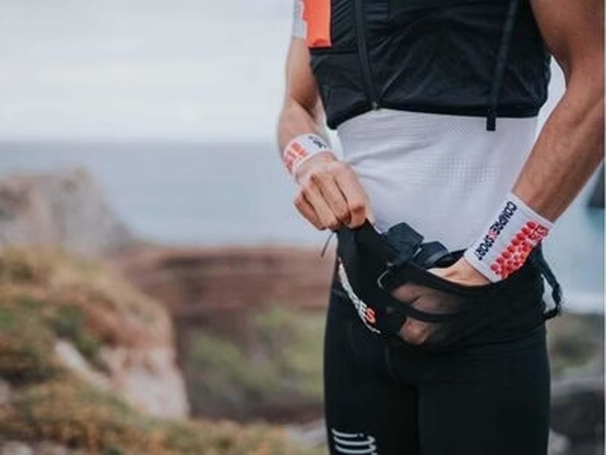 Compressport "Free Belt" opbergriem voor trail running 4/7