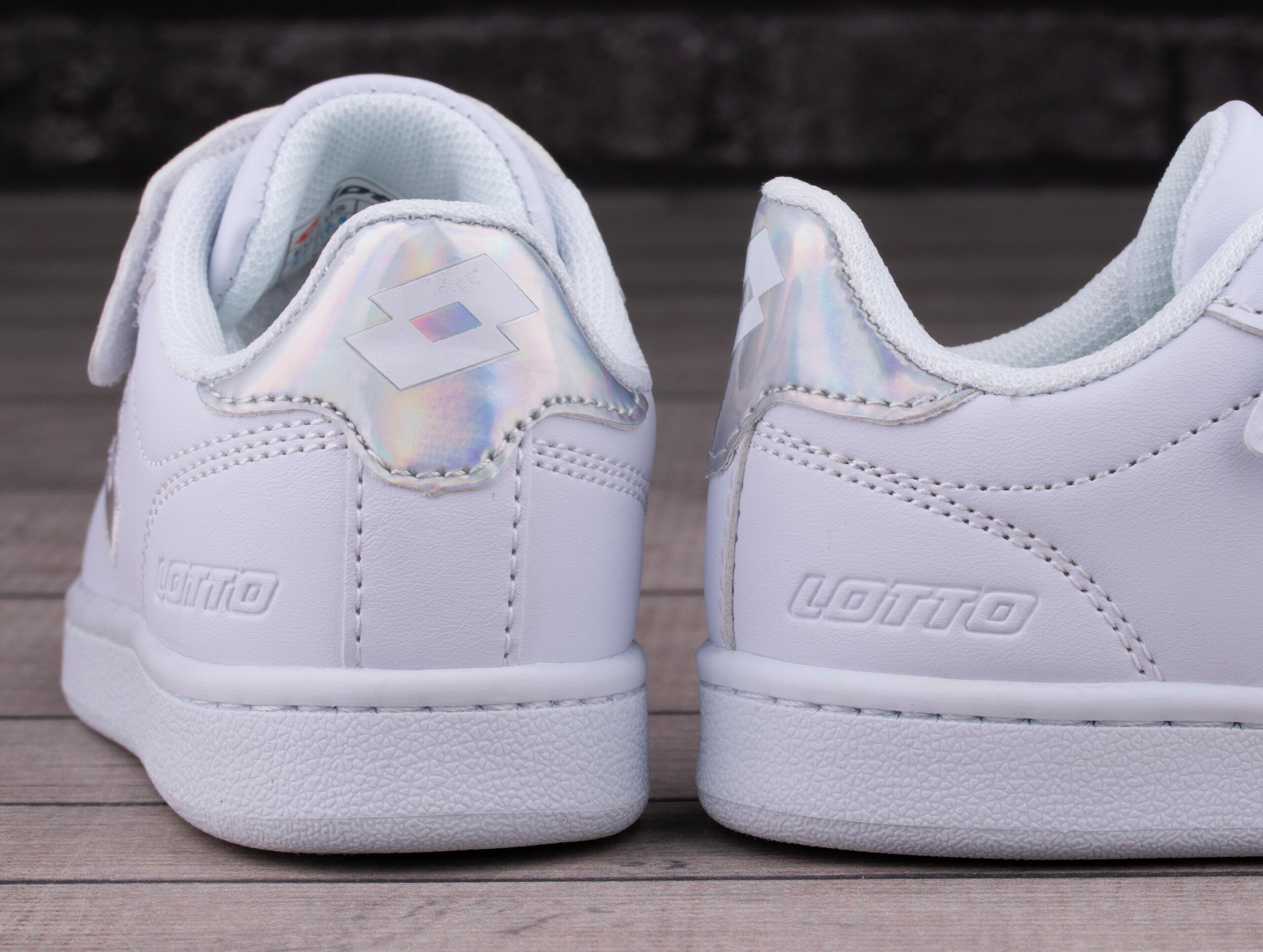 Buty dziecięce sportowe na rzep Lotto DAMPOLIS GC K 4/6
