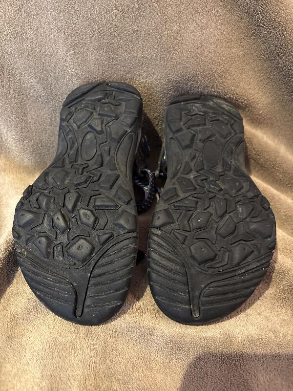 Tussen Particulieren - Watersandalen maat 31 3/3