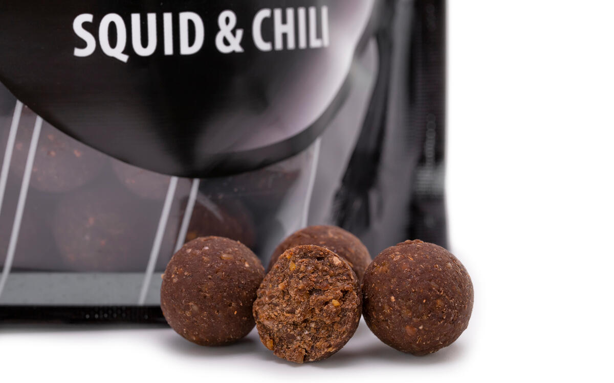 Boilies SuperFeed Pure Calamaro & Chili 18mm 1kg Set da 3 3/7