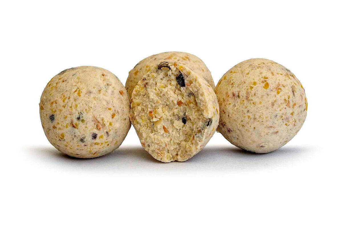 Kulki proteinowe SuperFeed Pure 18mm/1 kg Milky Mulberry