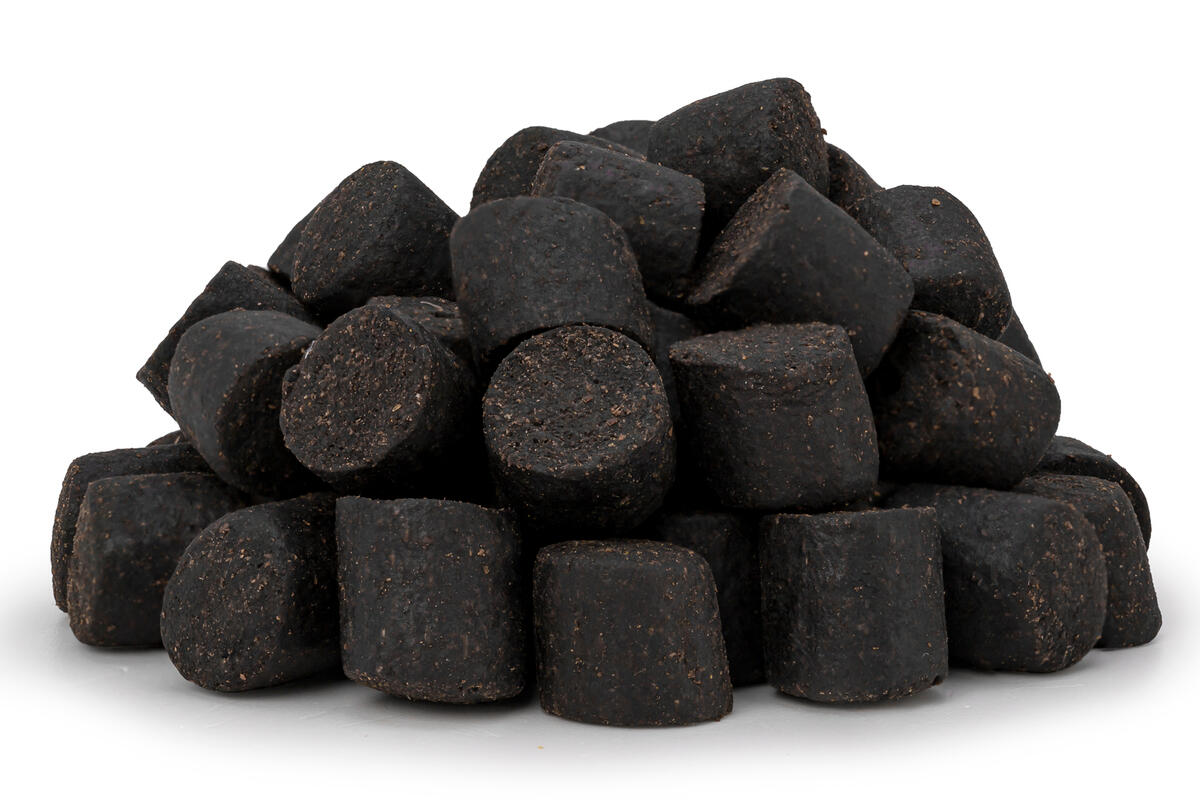Carp Food Karper Pellets Zwarte Halibut 10mm 1kg 2/3