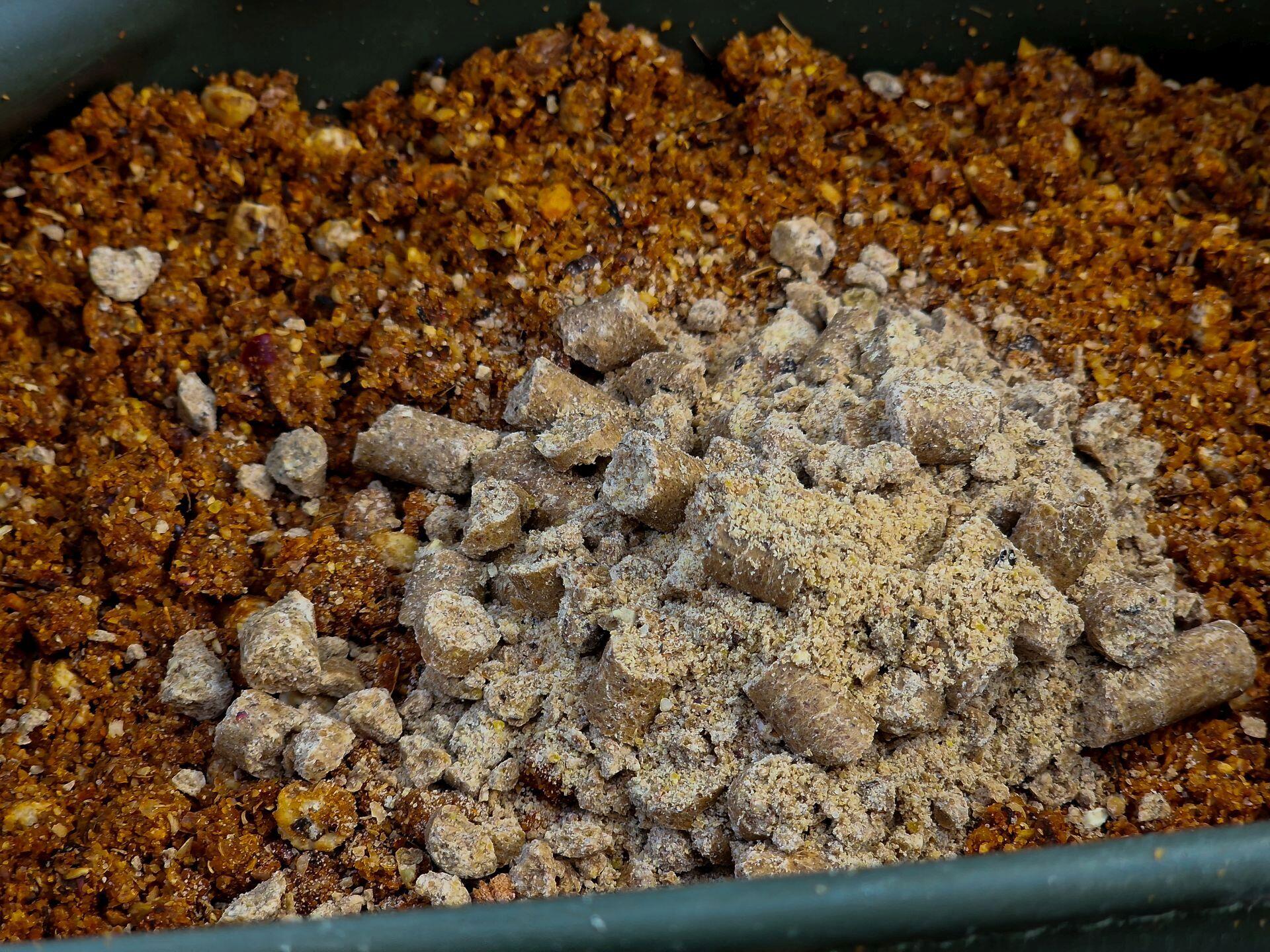 Carp Food Karper Pellets Tijgernoot & Hot Chili 8mm 1kg 7/7