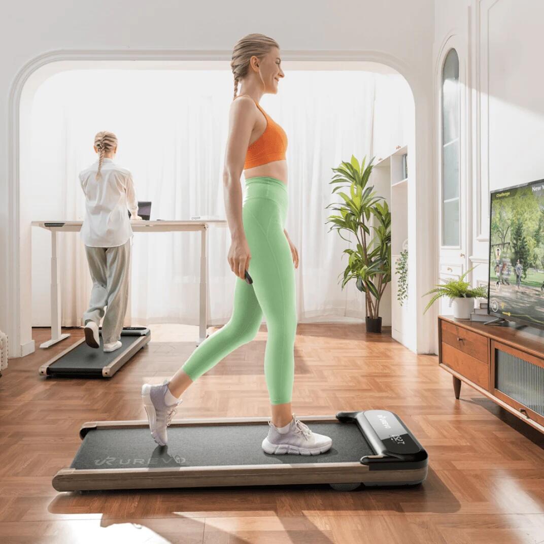 Walking-Laufband SPACEWALK E4W – schlankes Design & smart verbunden 3/7