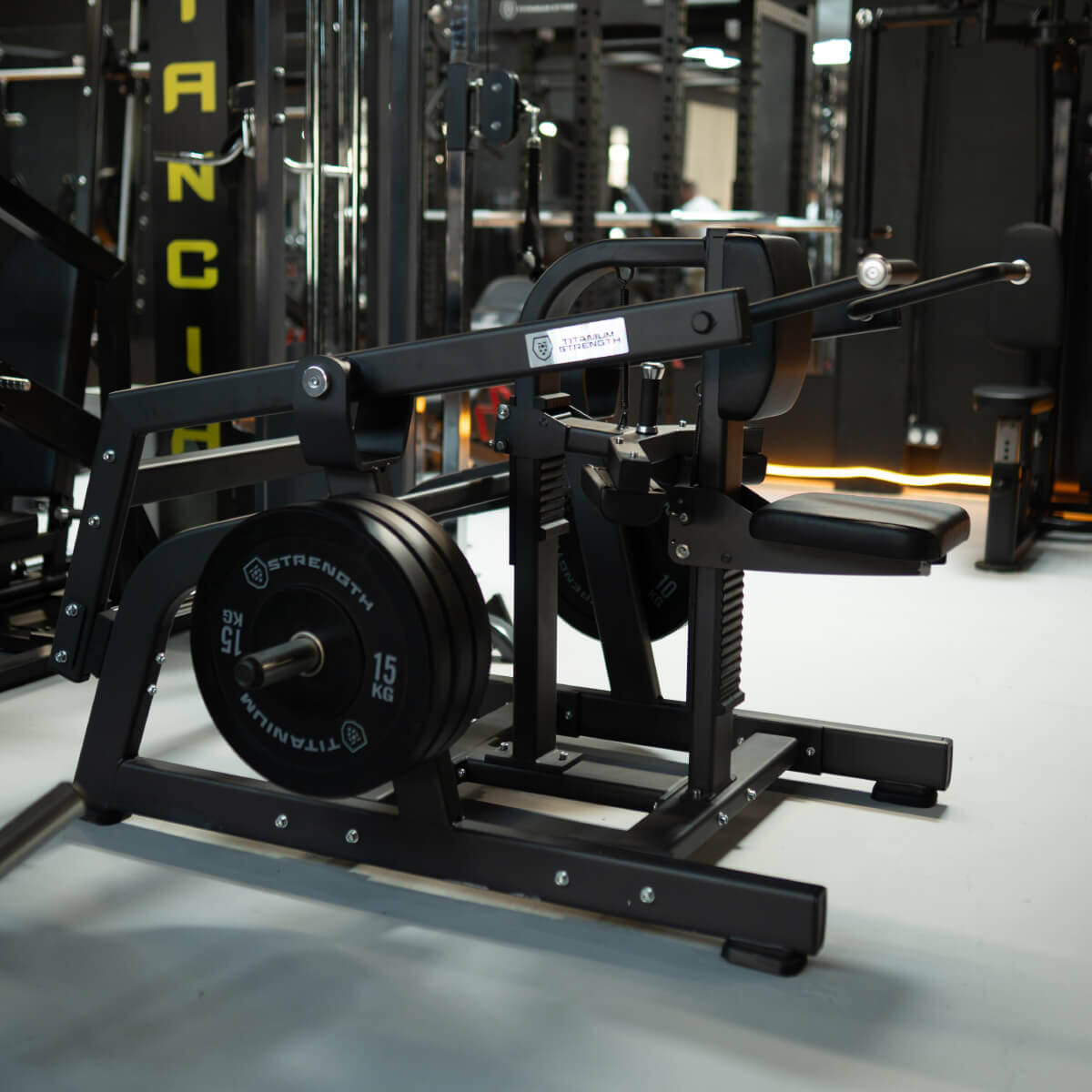 Máquina de Fondos para Tríceps IsoLateral Palanca Titanium Strength 5/5