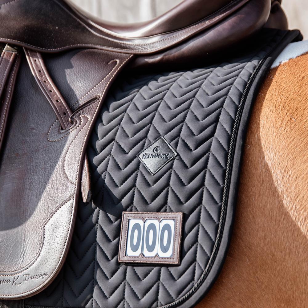 Tapis fishbone compétition dressage noir 3/4