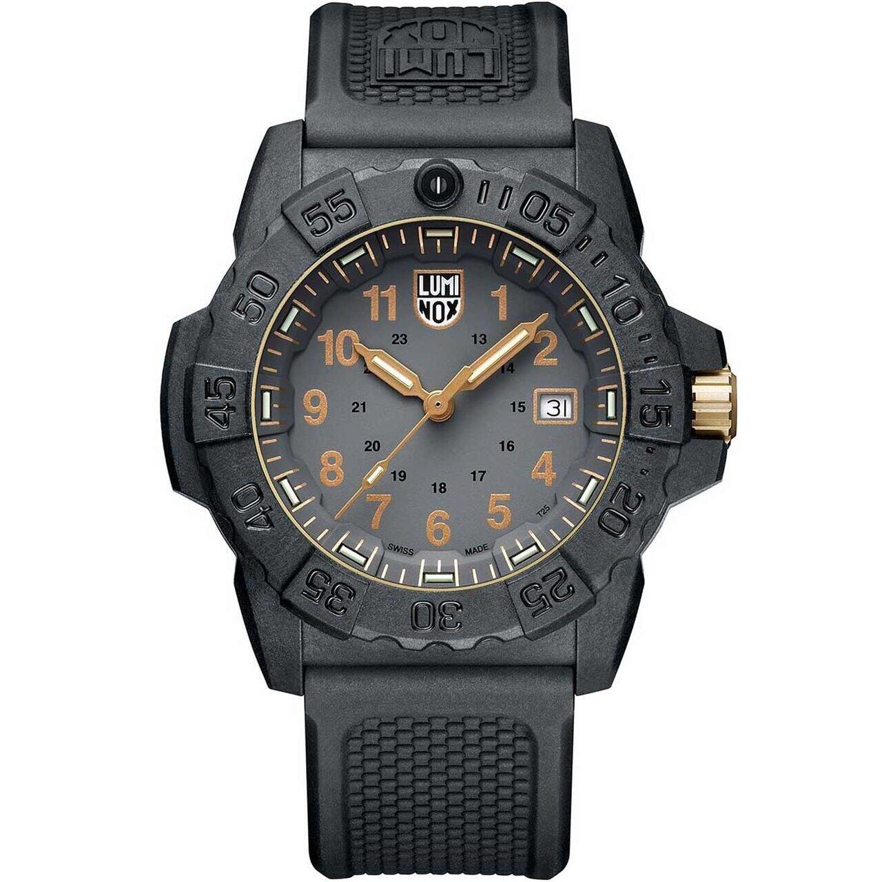 LUMINOX picture