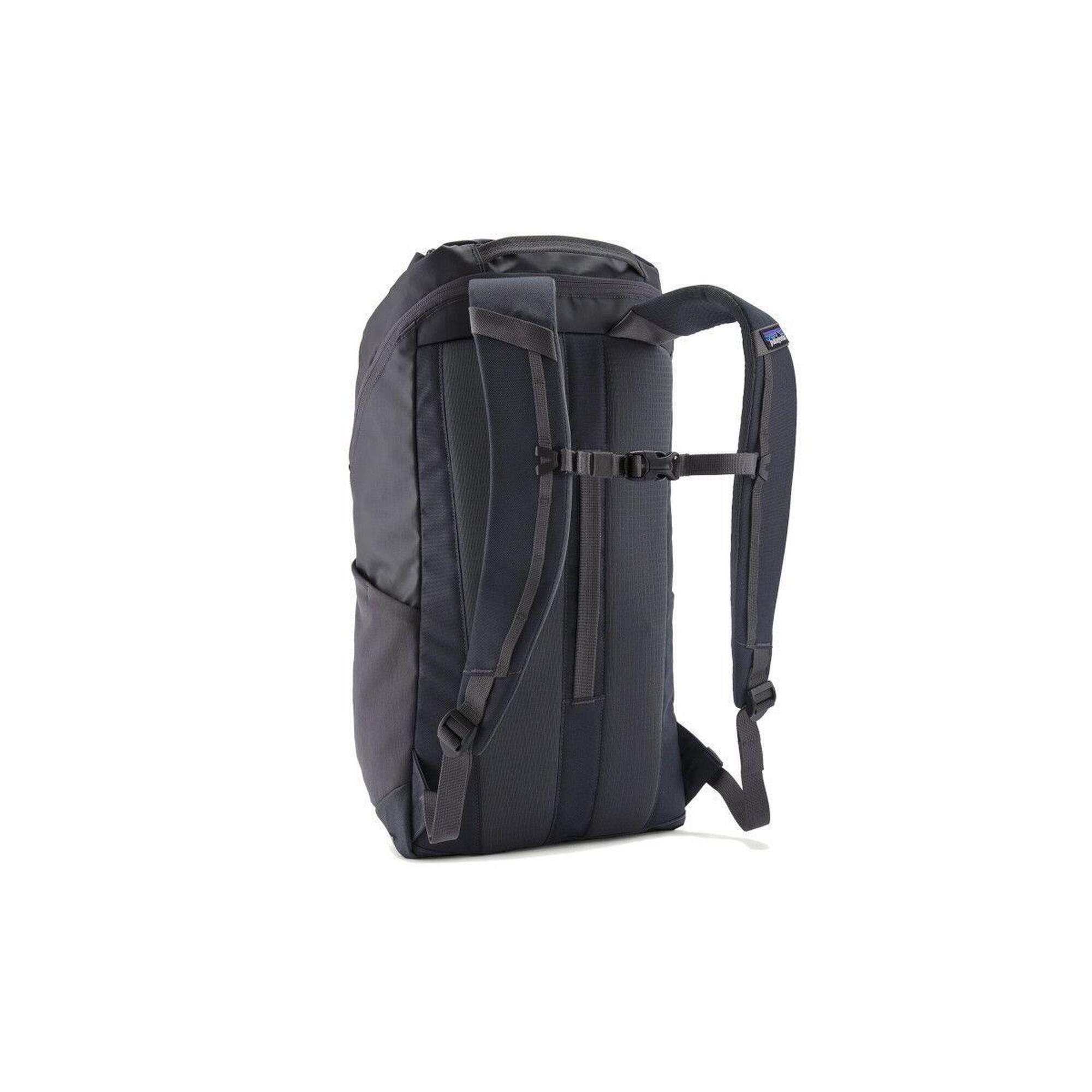 Rucsac Black Hole Pack 25L gri