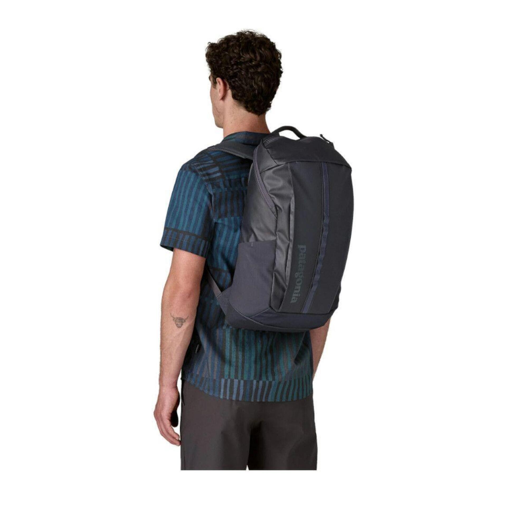 Rucsac Black Hole Pack 25L gri