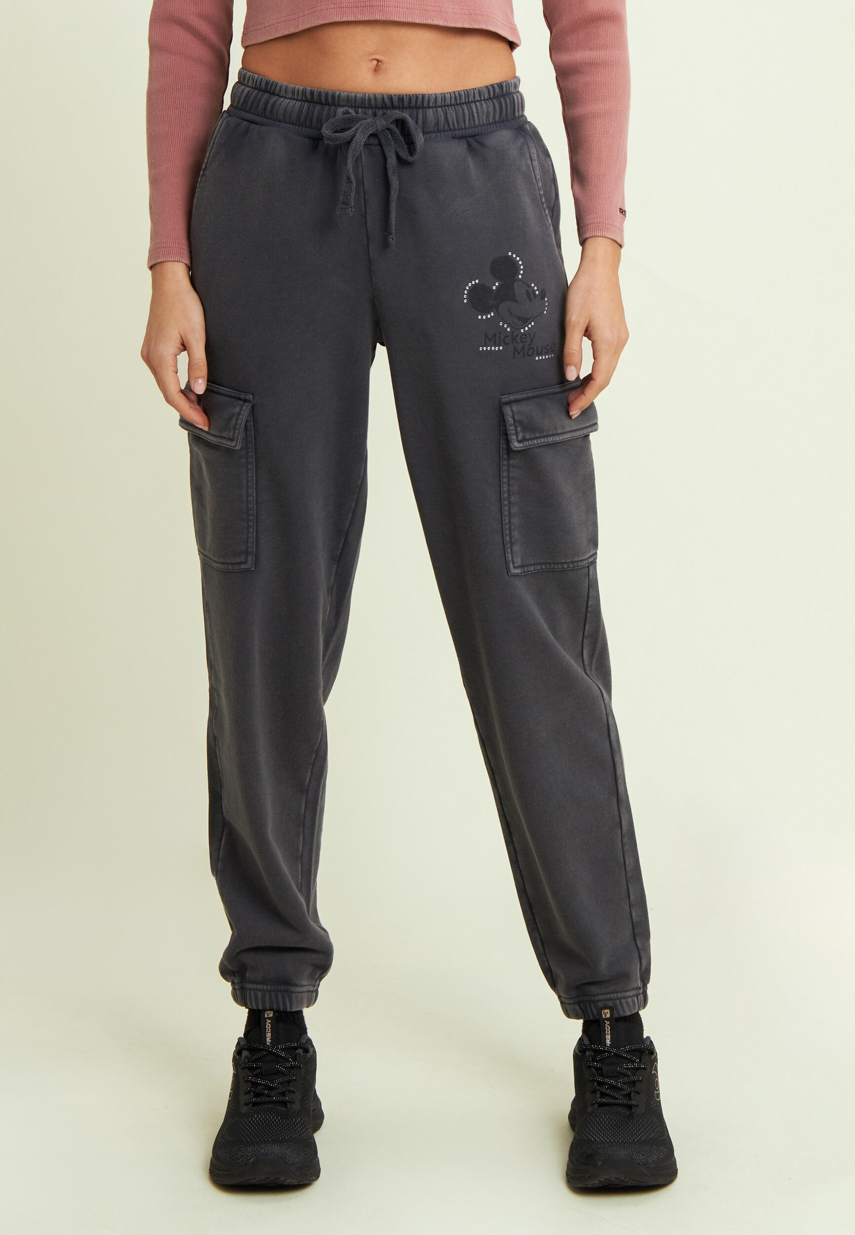 Pantaloni cargo in french terry da donna con grafica Disney 2/4