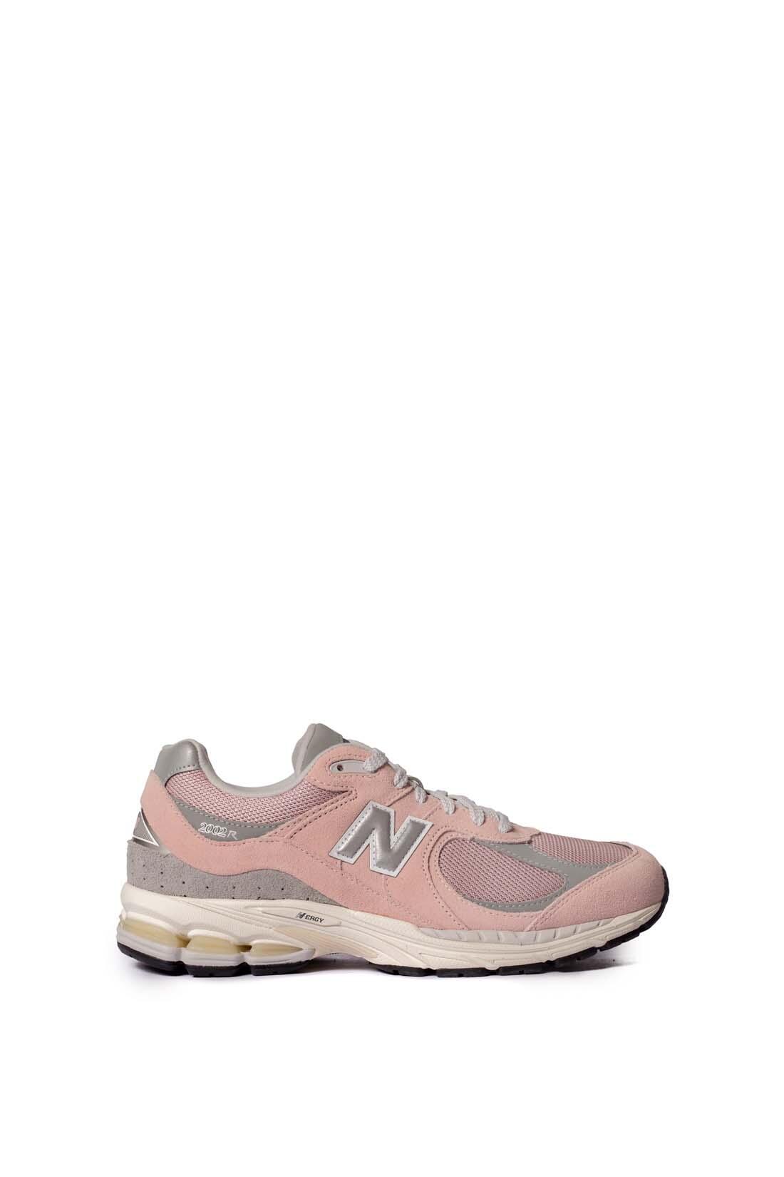 NEW BALANCE picture