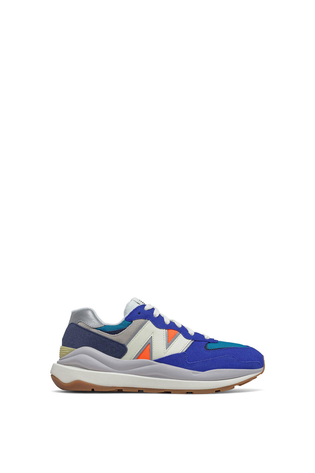 NEW BALANCE picture